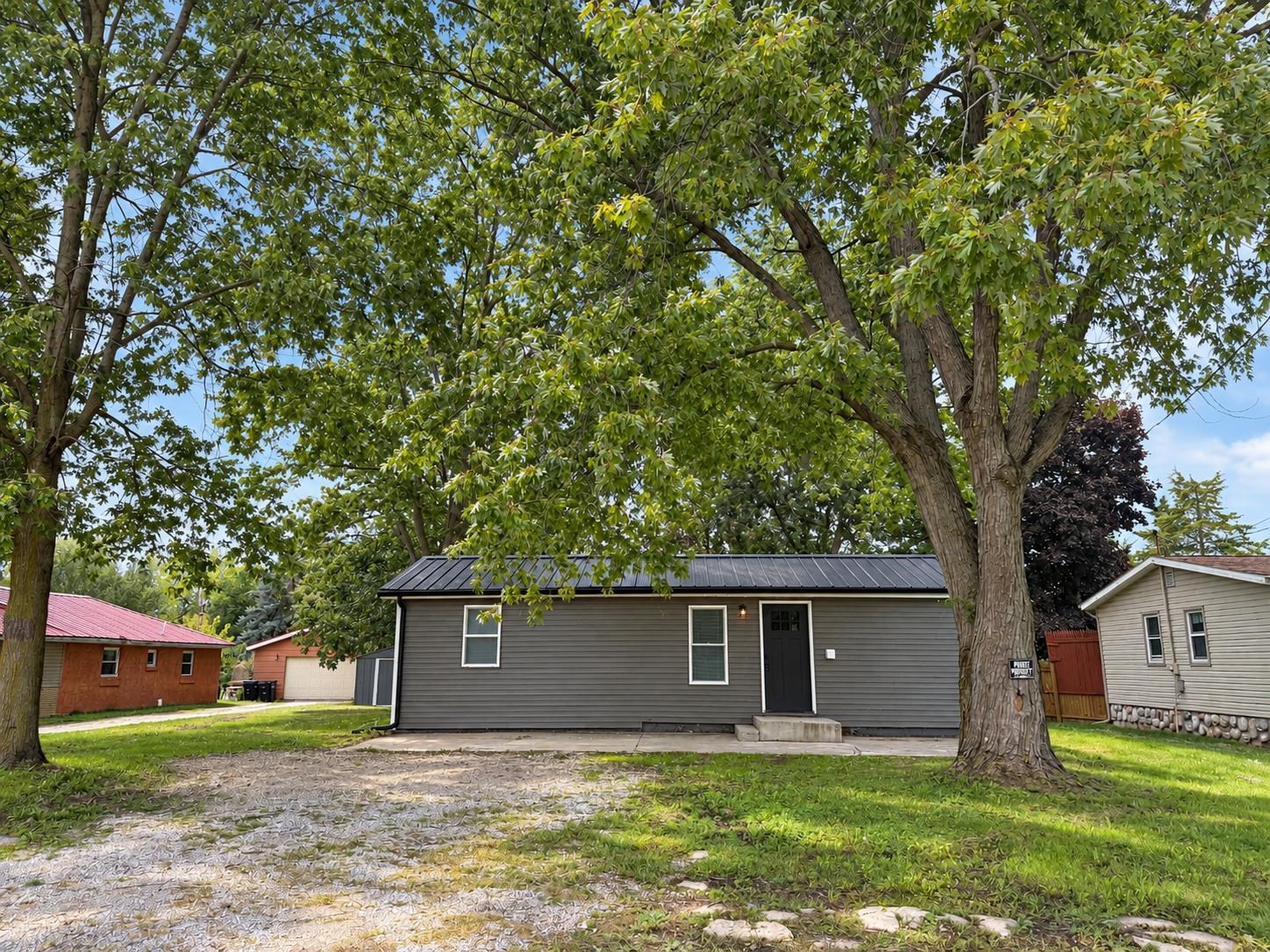 265 Peneton Street Property Photo 1
