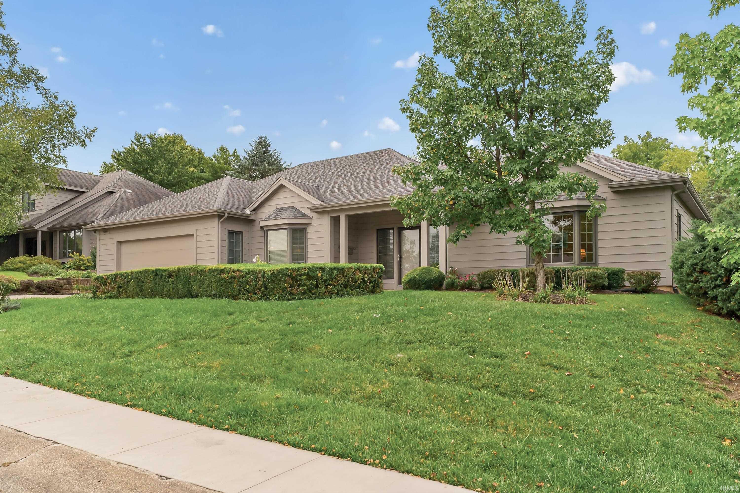 9926 Woodland Ridge West Property Photo 1