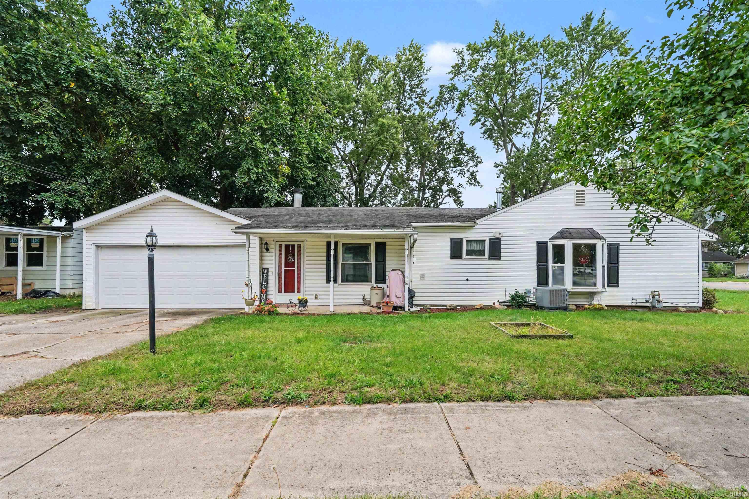 2422 N Main Street Property Photo 1