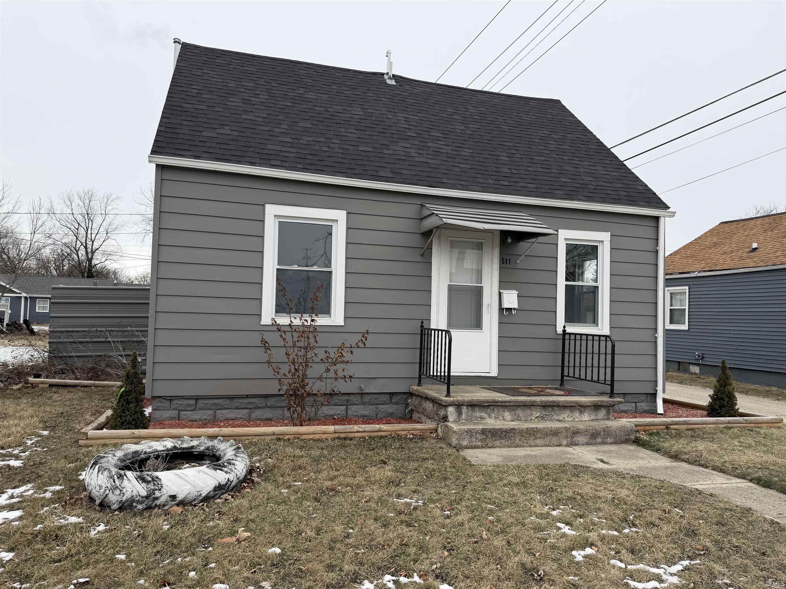 511 E Pettit Avenue Property Photo 1