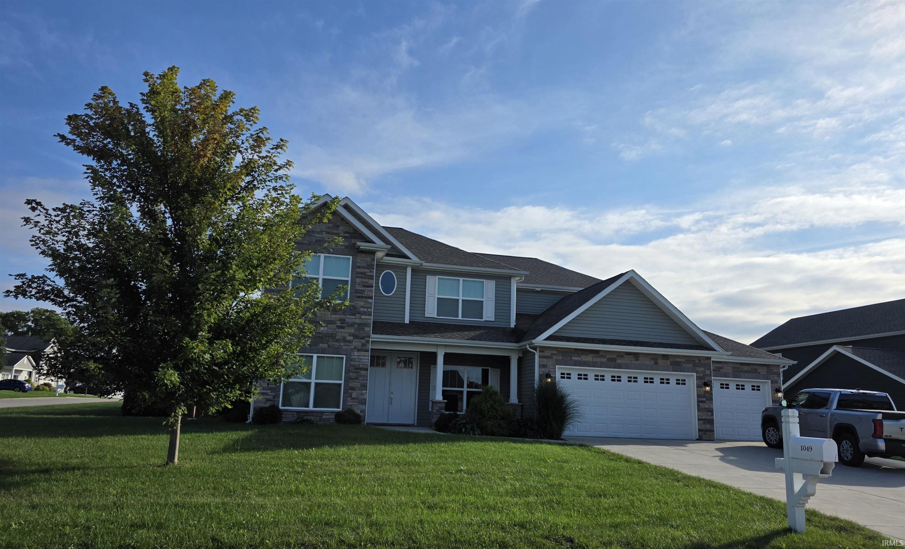 1049 Chesapeake Cove Drive Property Photo 1