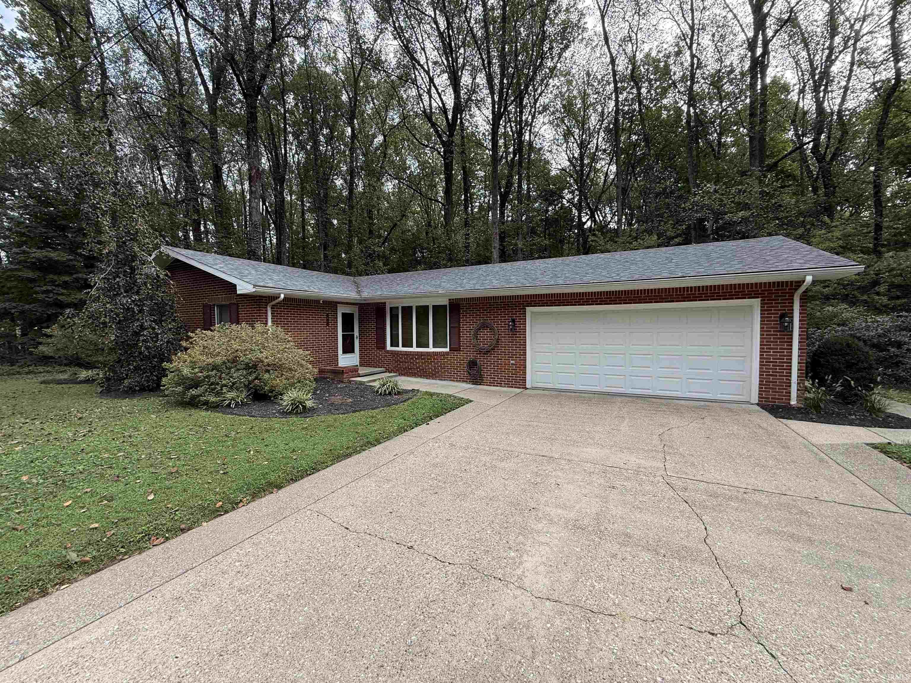 6008 N Old 41 Property Photo 1