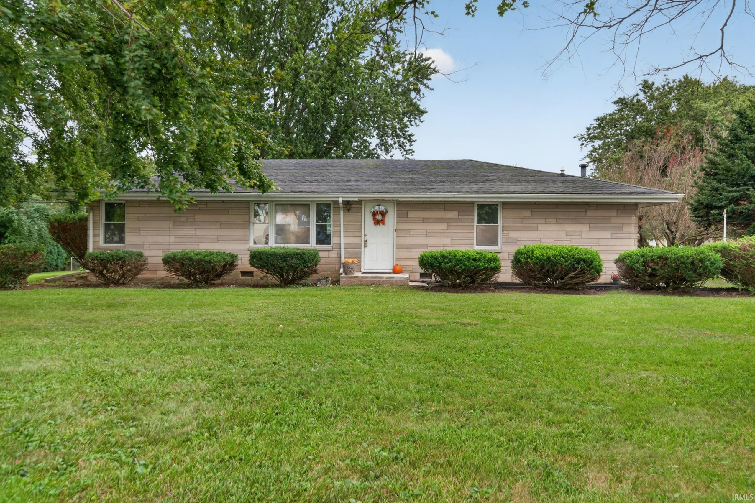 2225 W Sycamore Street Property Photo 1