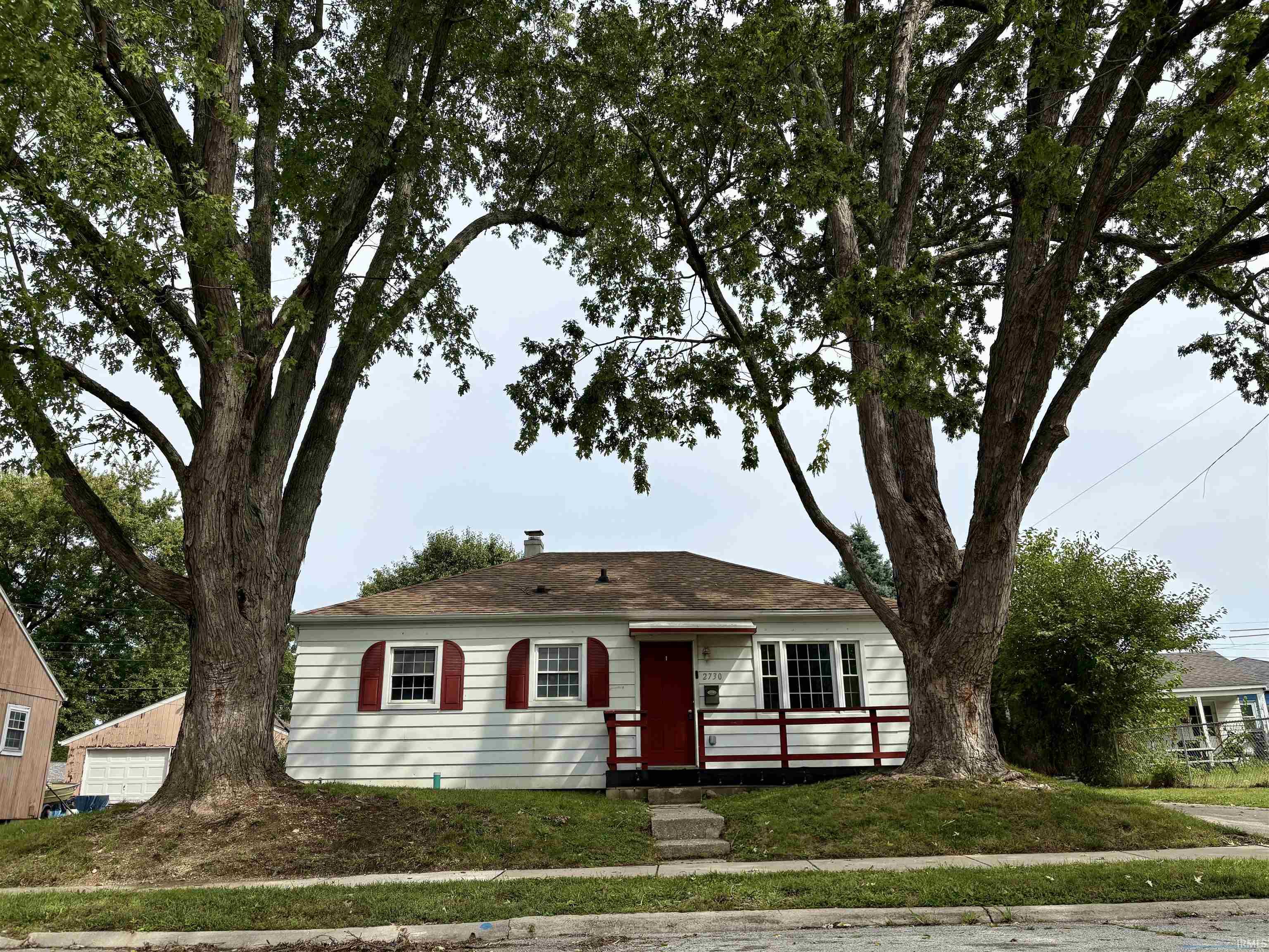 2730 Vinton Street Property Photo 1