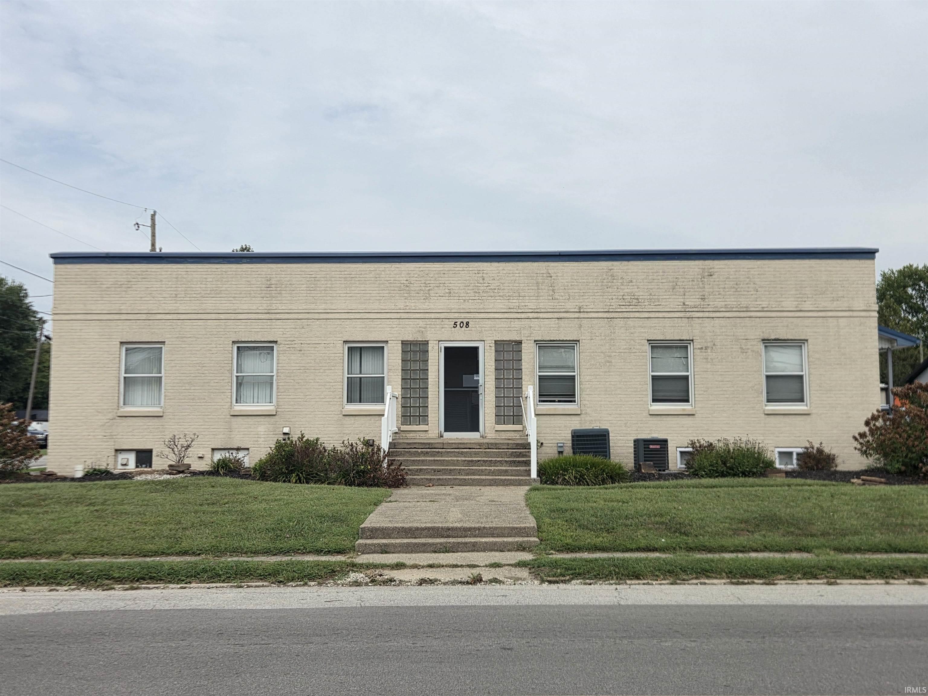 508 W Elnora Street Property Photo 1