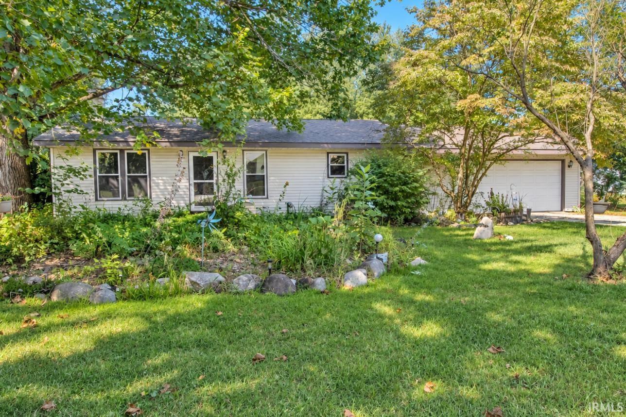 3460 N Country Lane Property Photo 1