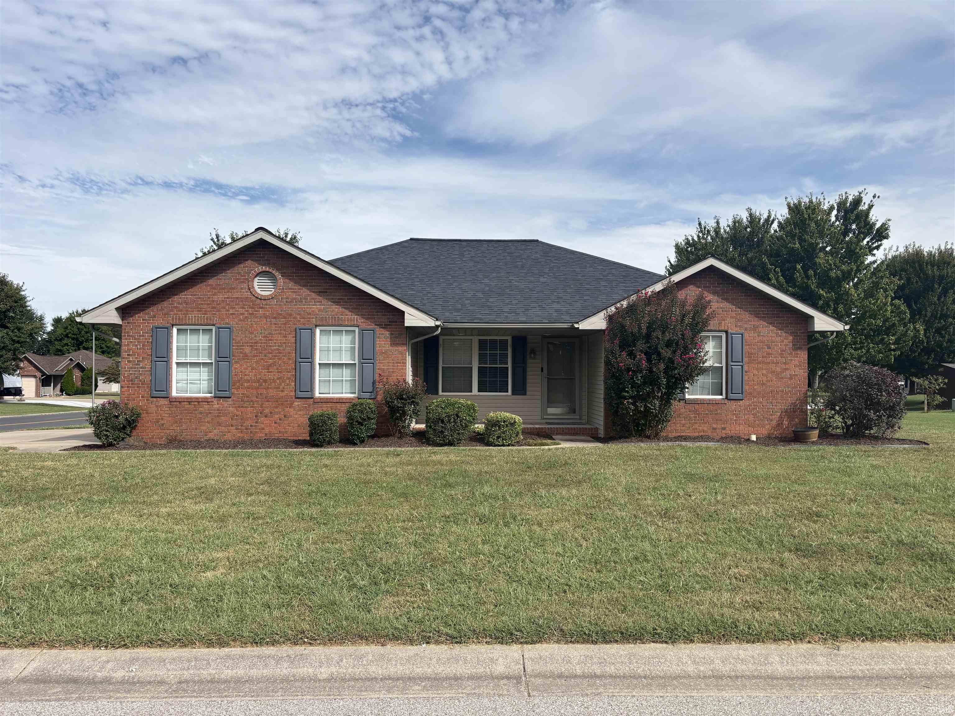 4114 Lee Drive Property Photo 1