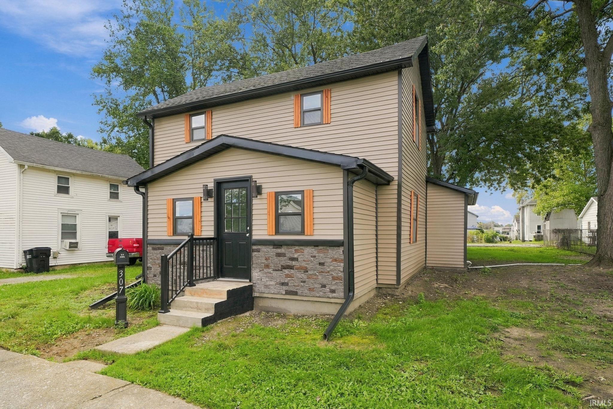 307 E Covell Street Property Photo 1