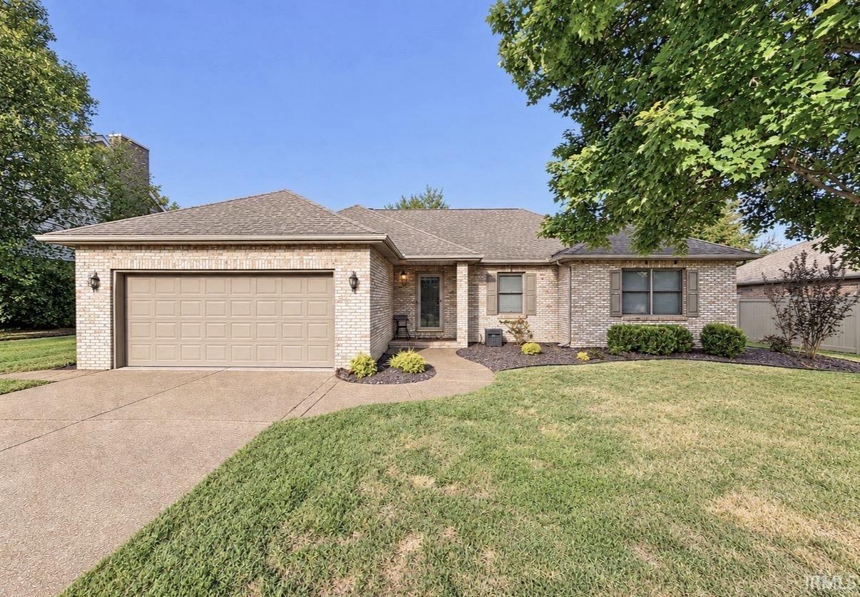 3655 Carmona Drive Property Photo 1