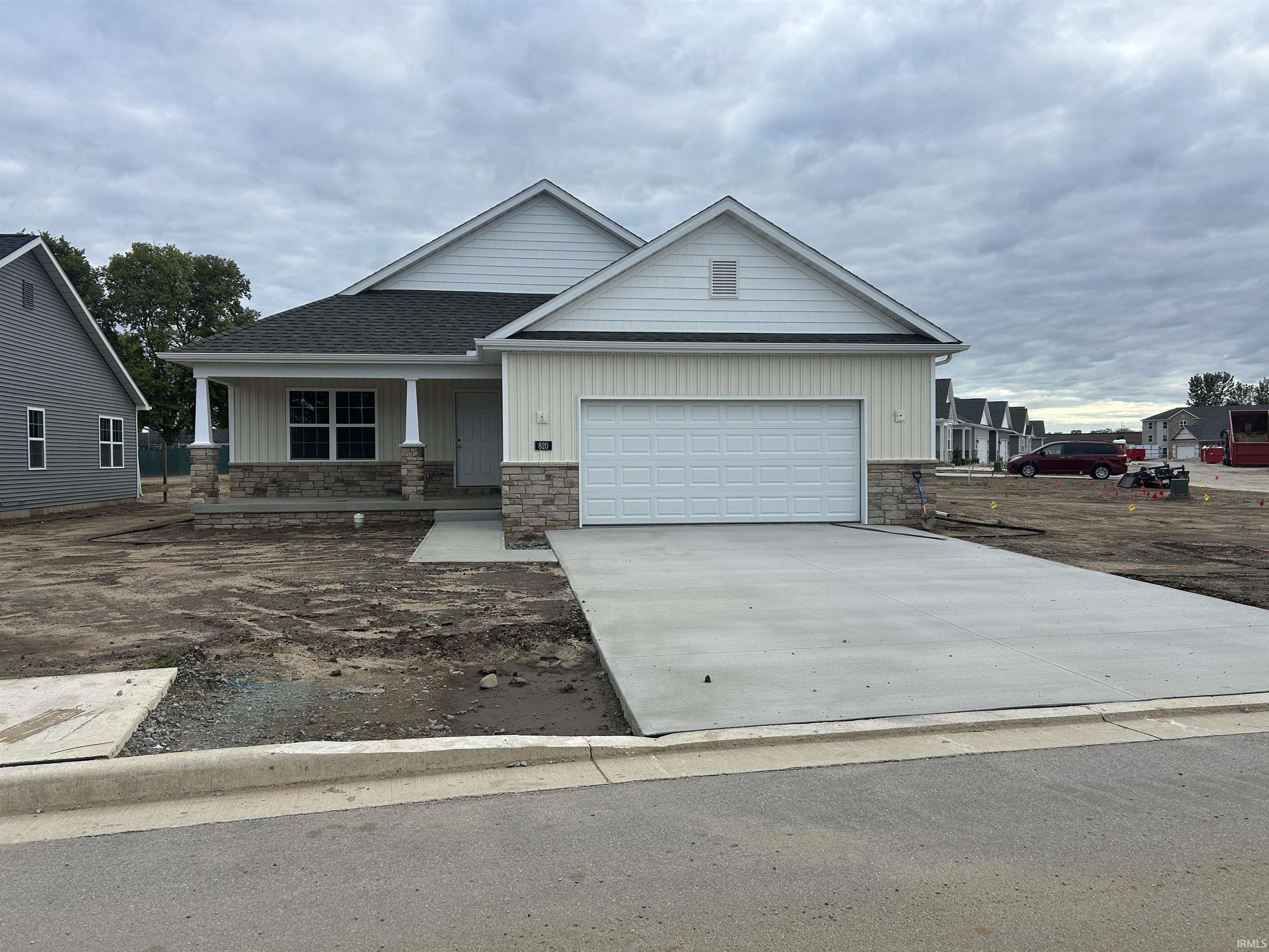 820 Apache Drive Property Photo 1