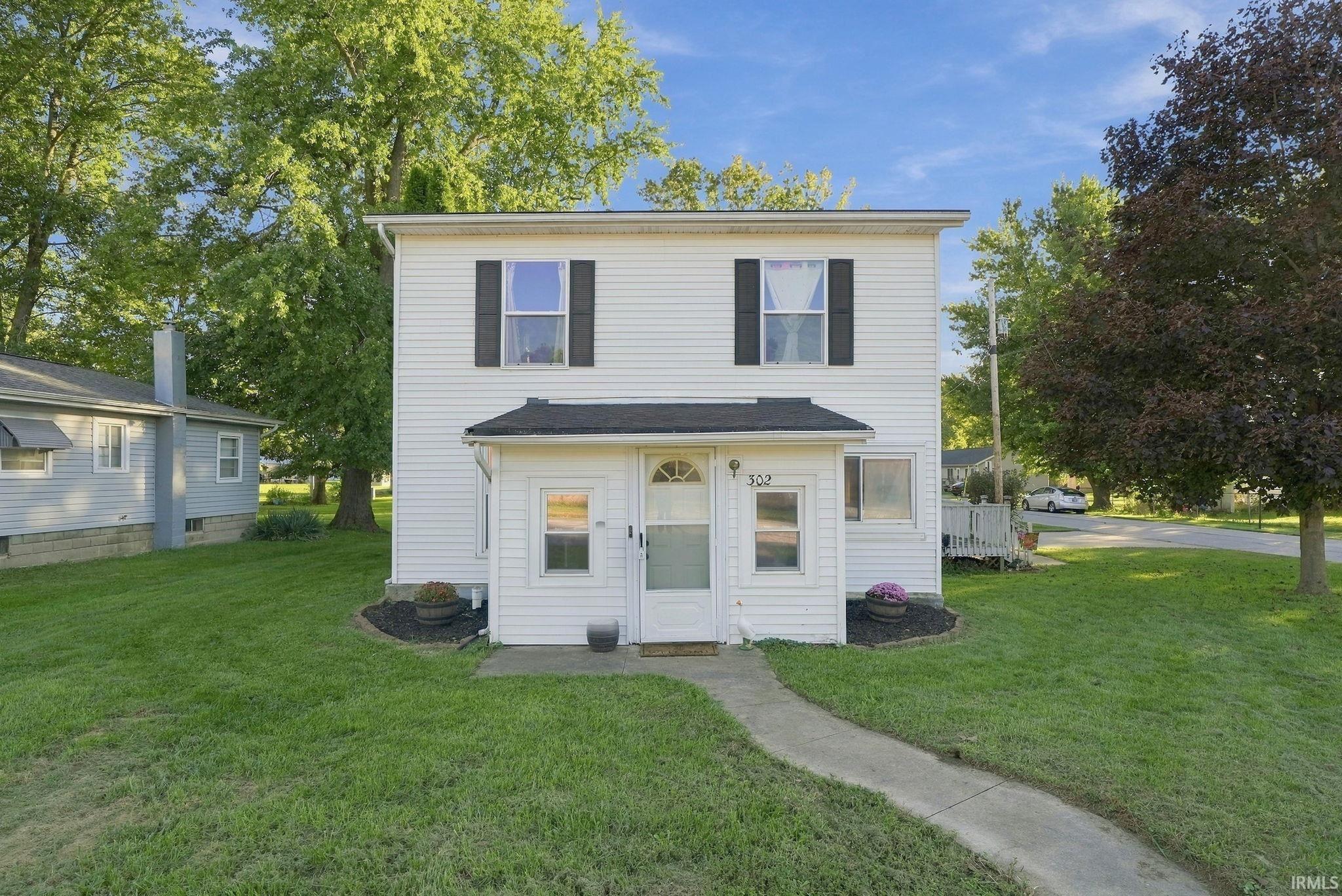 302 E Swihart Street Property Photo 1