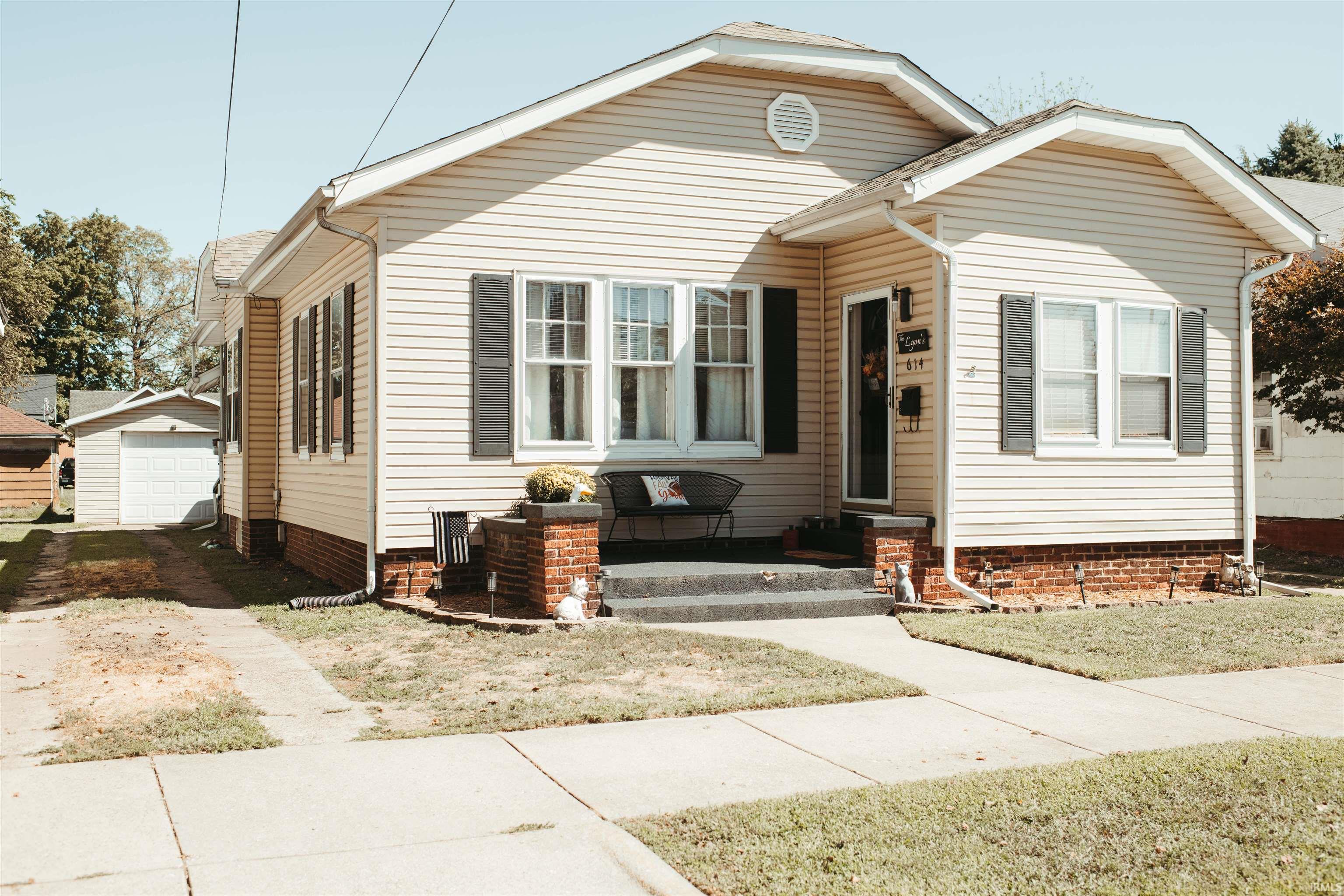 614 Barnett Street Property Photo 1