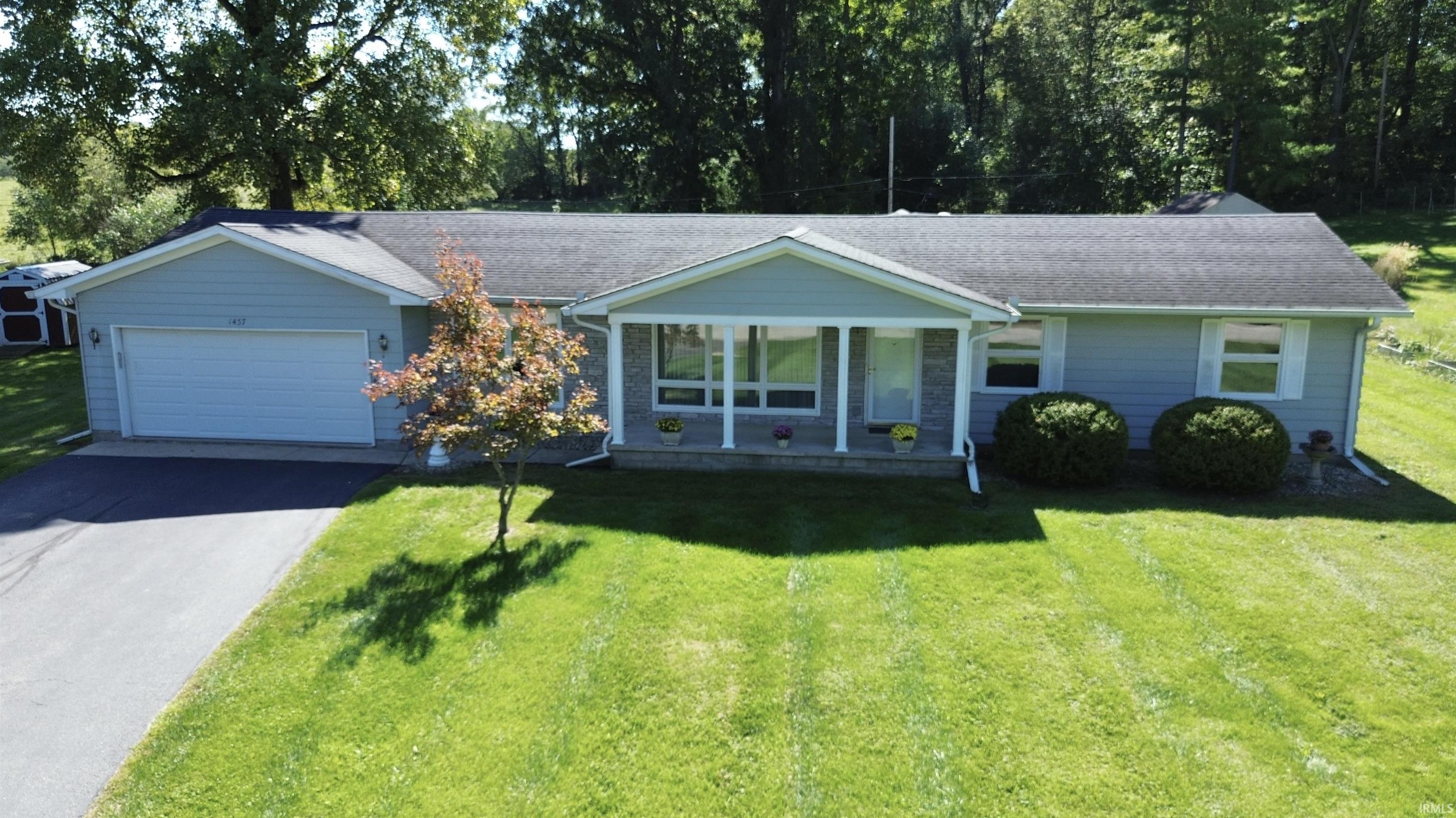 1437 James Drive Property Photo 1