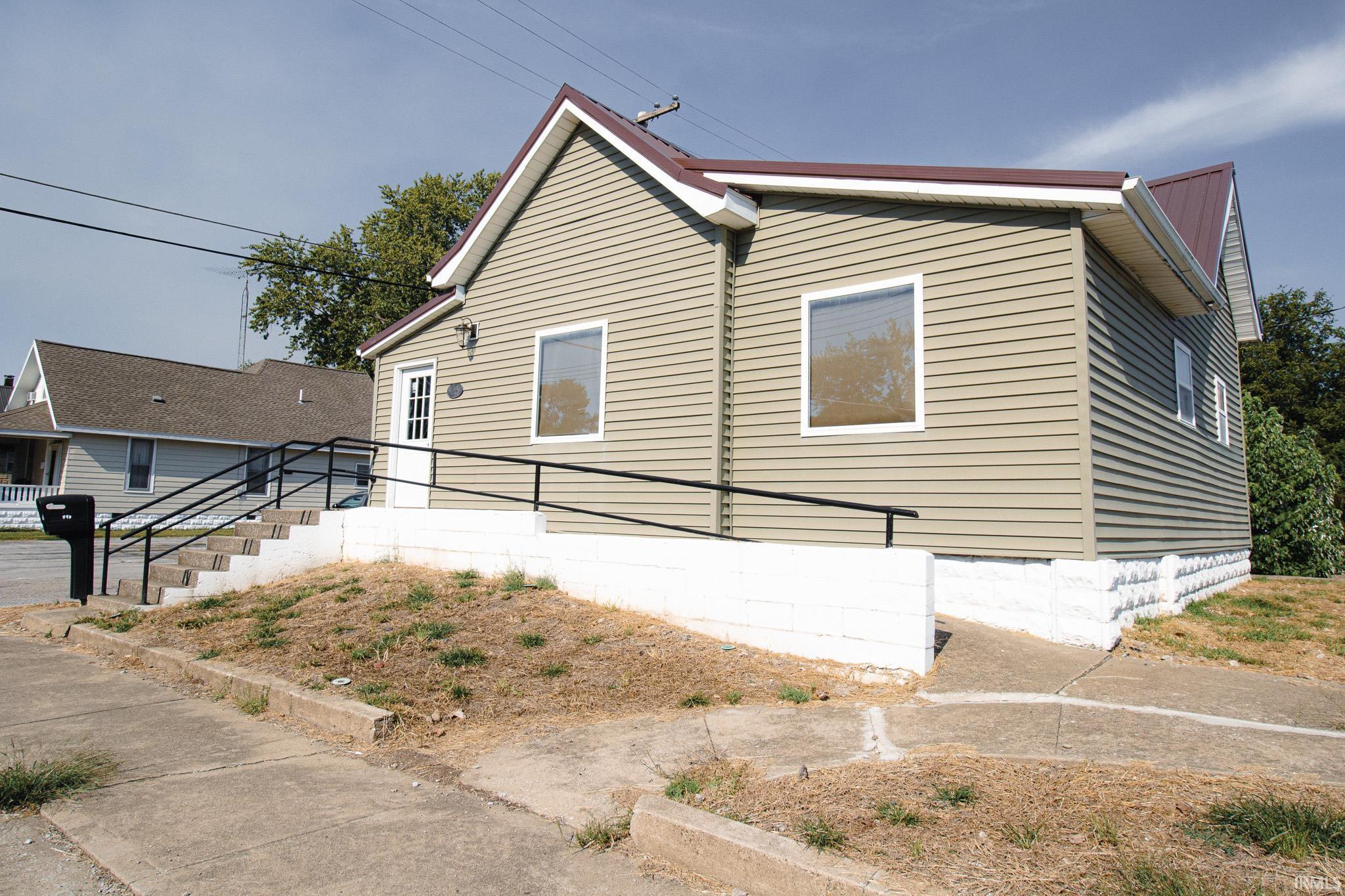 715 Chestnut Street Property Photo 1