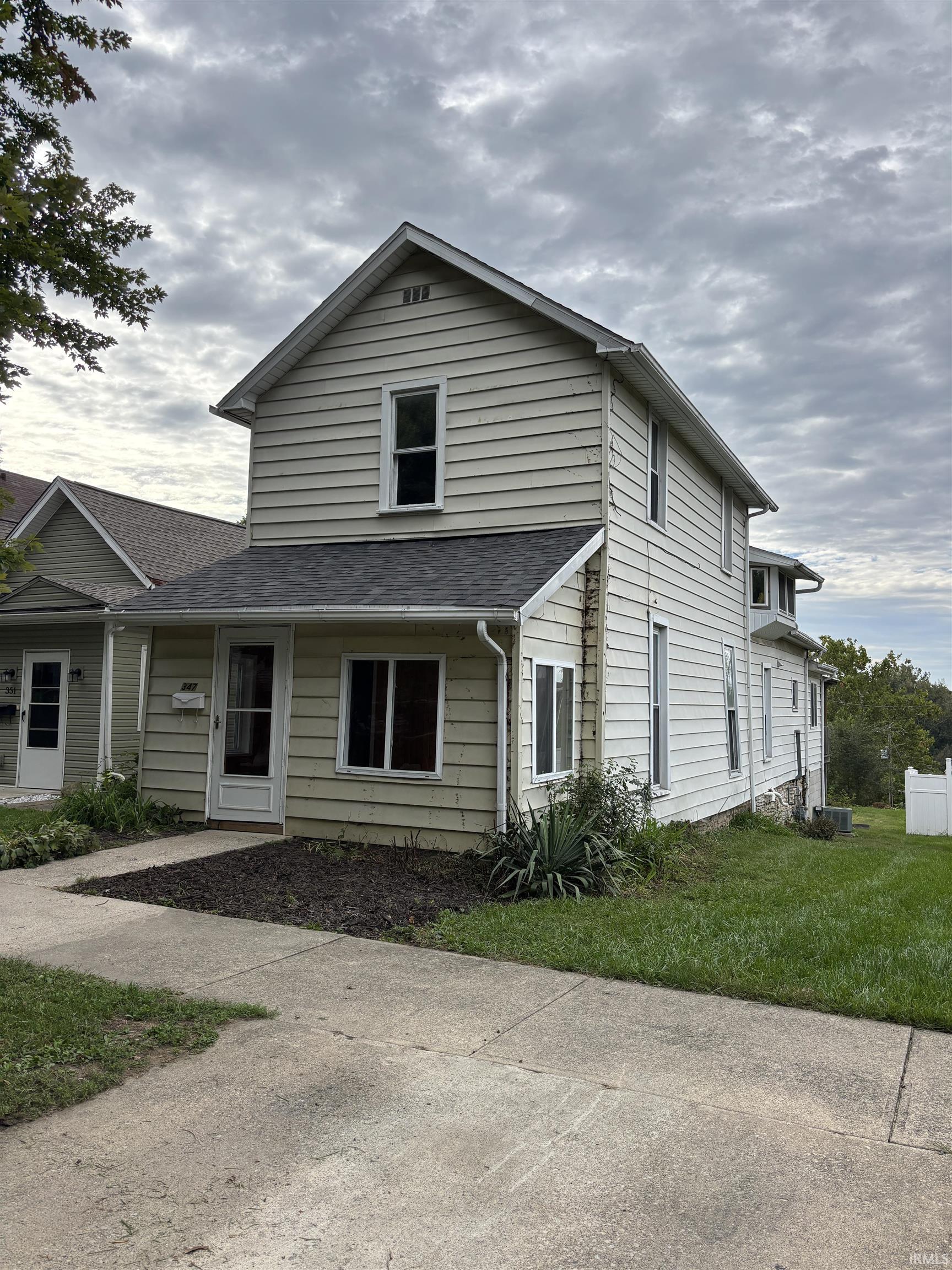 347 E Main Street Property Photo 1