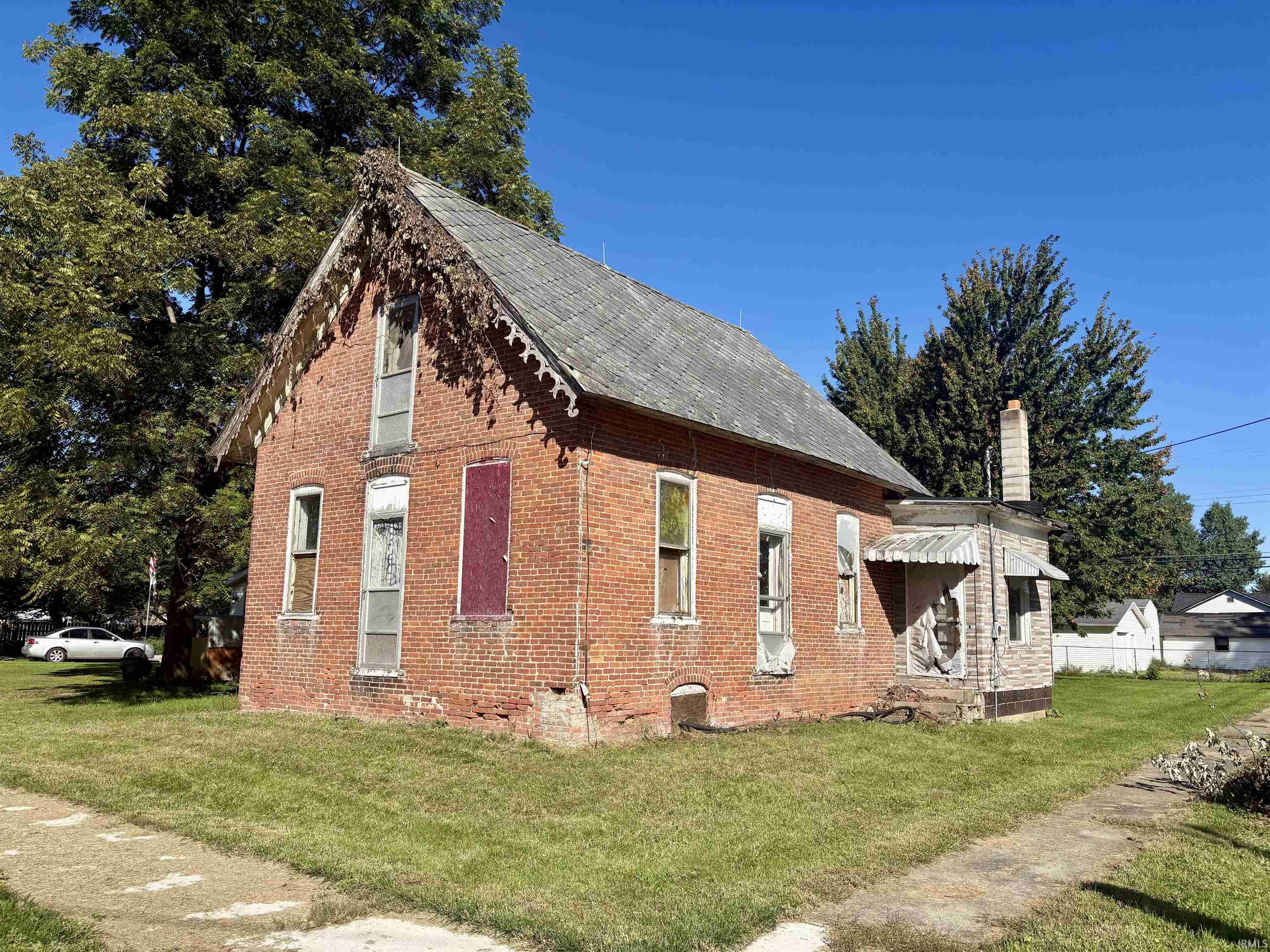 108 S Columbia Street Property Photo 1