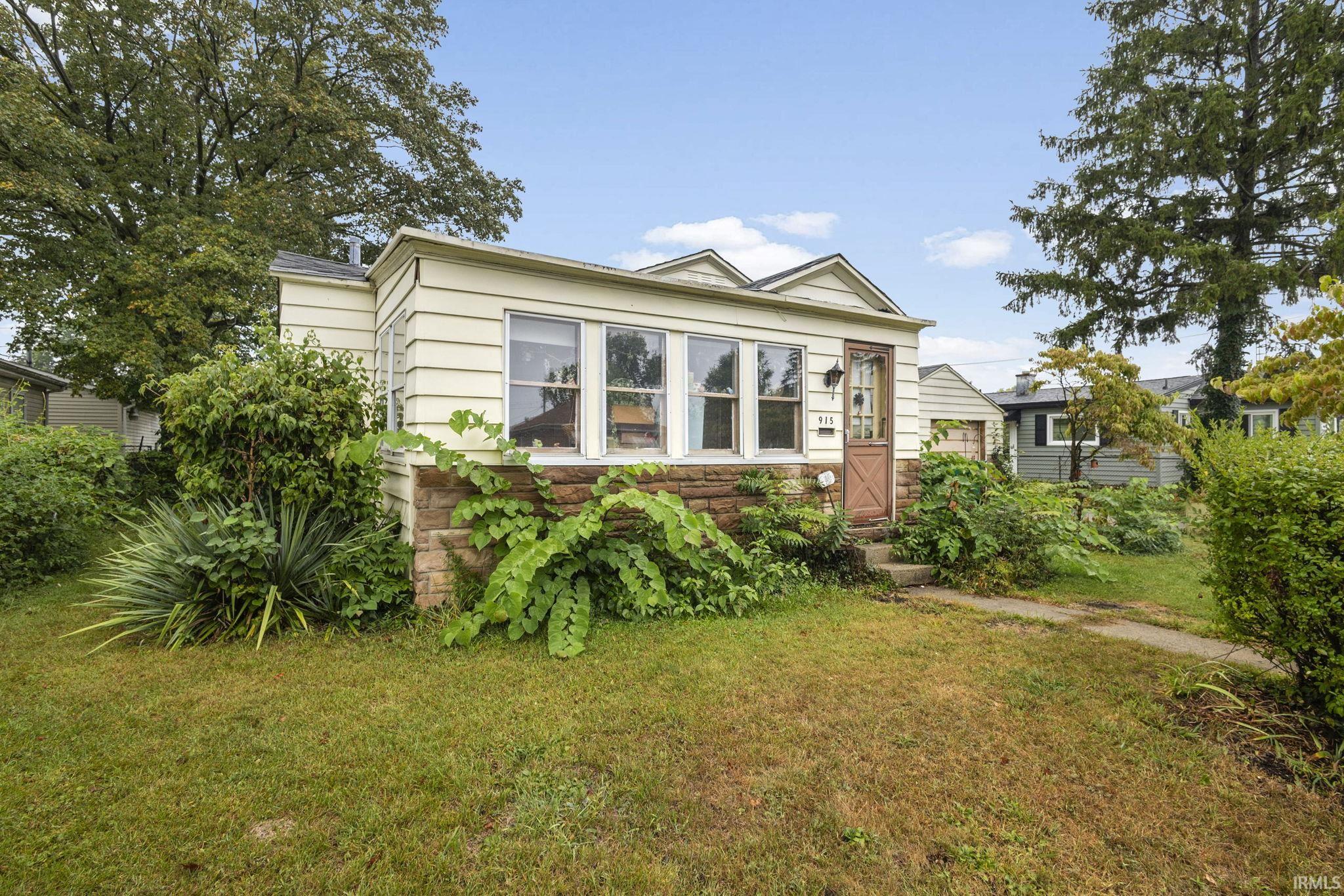 915 Jackson Street Property Photo 1