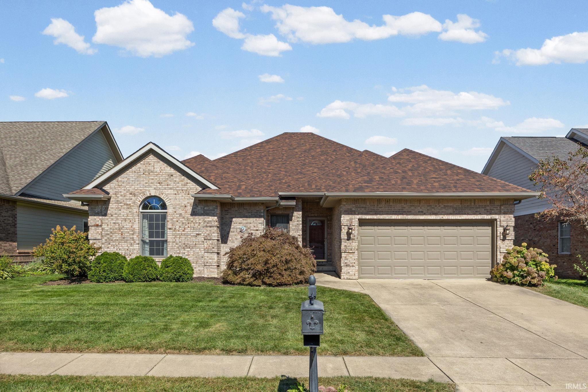 16 Flowermound Drive Property Photo 1