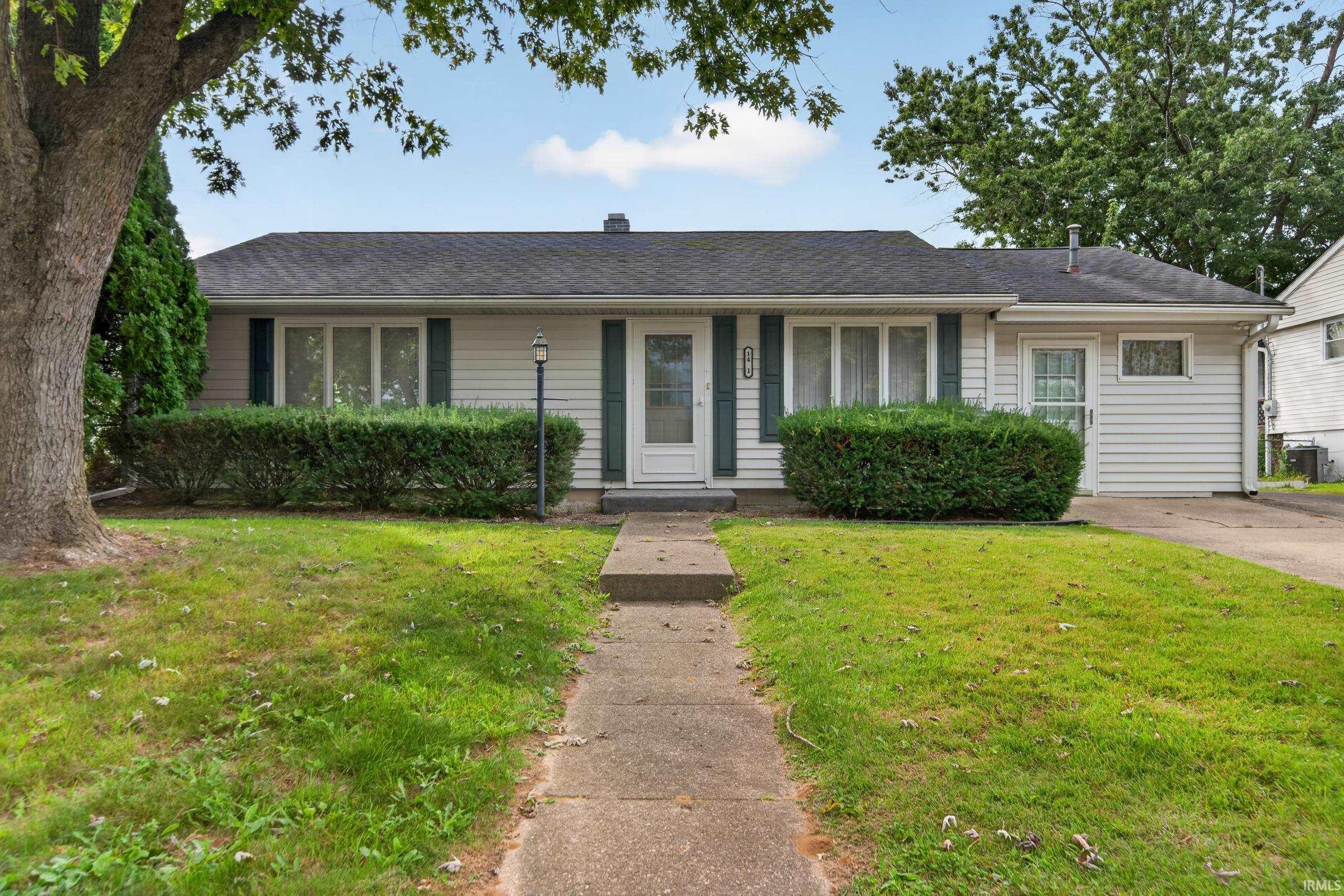 1401 Gleneagles Drive Property Photo 1