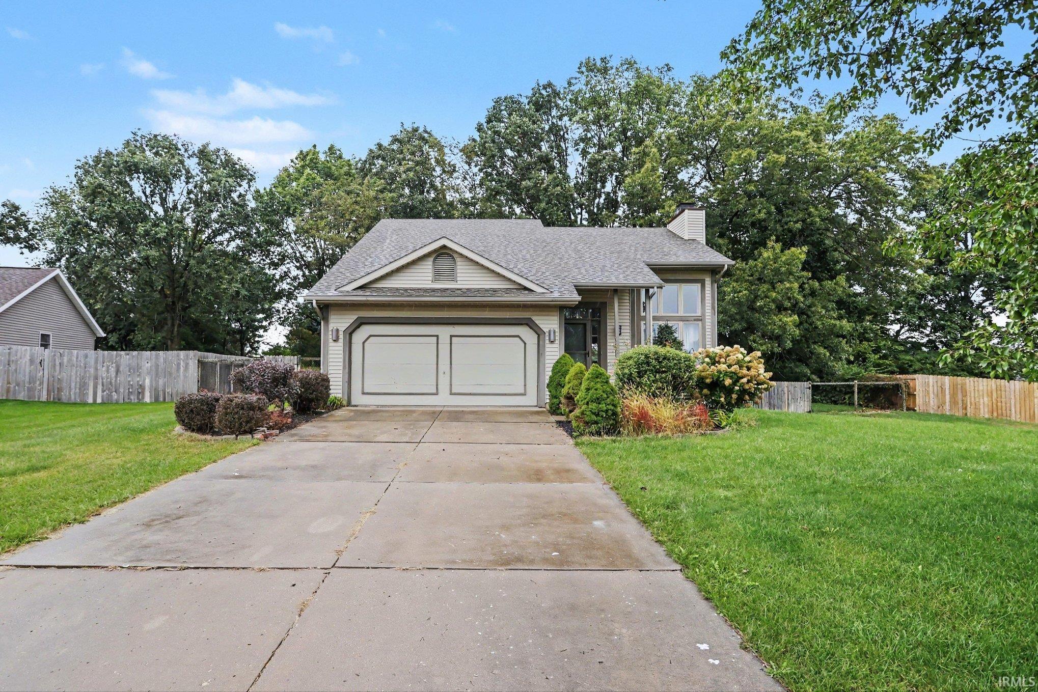 52742 Red Fox Trail Property Photo 1