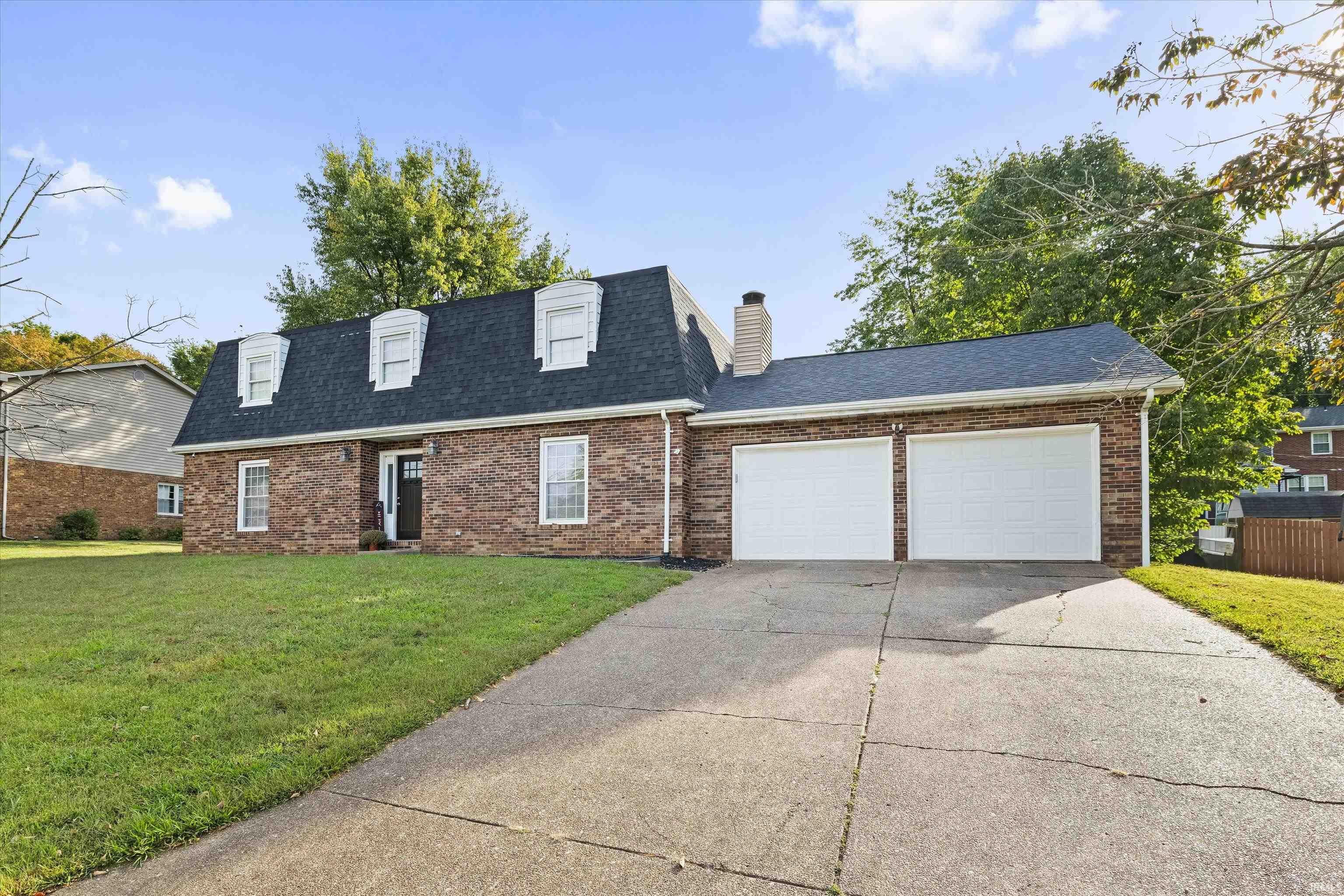 5266 Landview Drive Property Photo 1