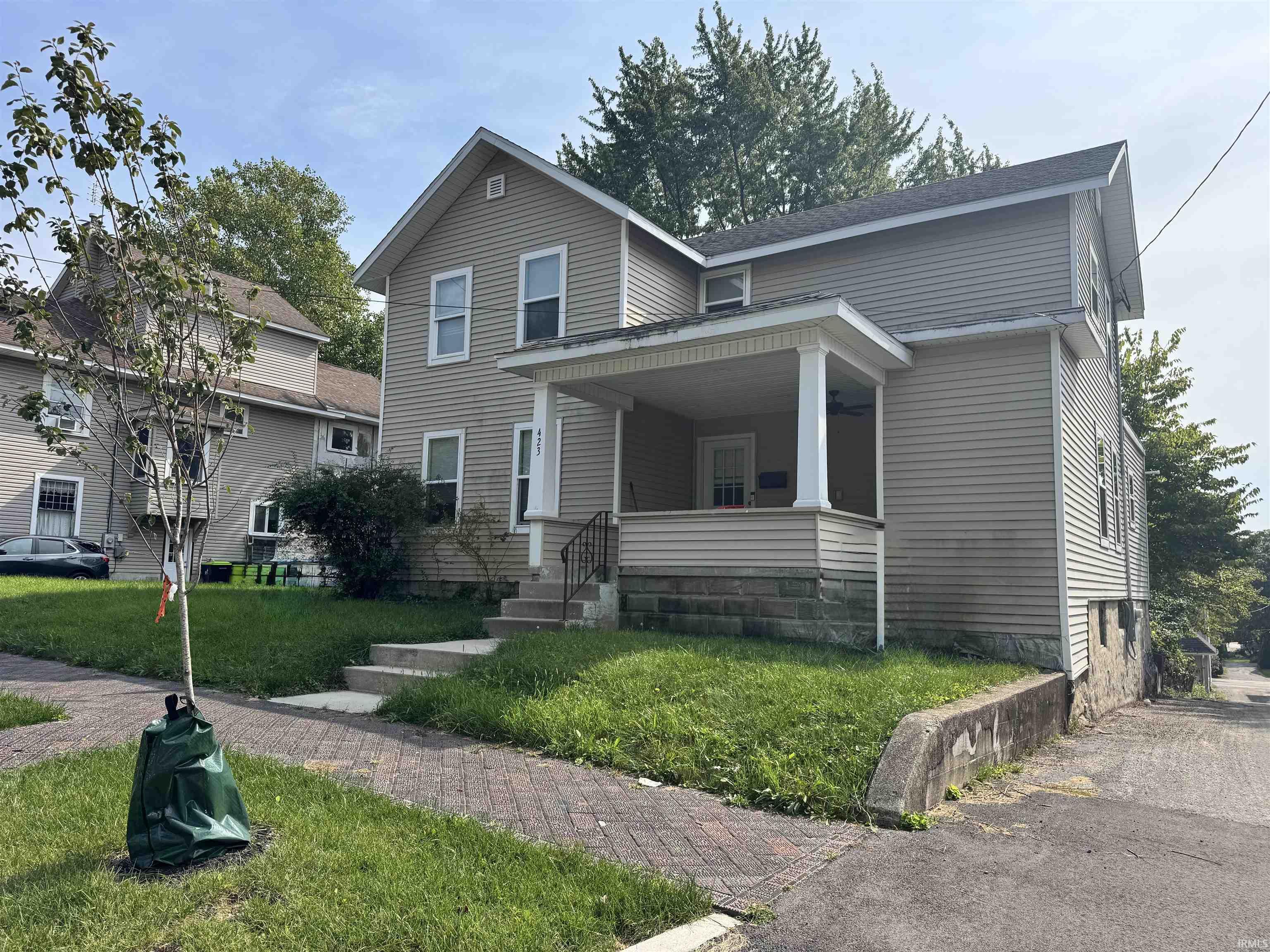 423 W Tipton Street Property Photo 1