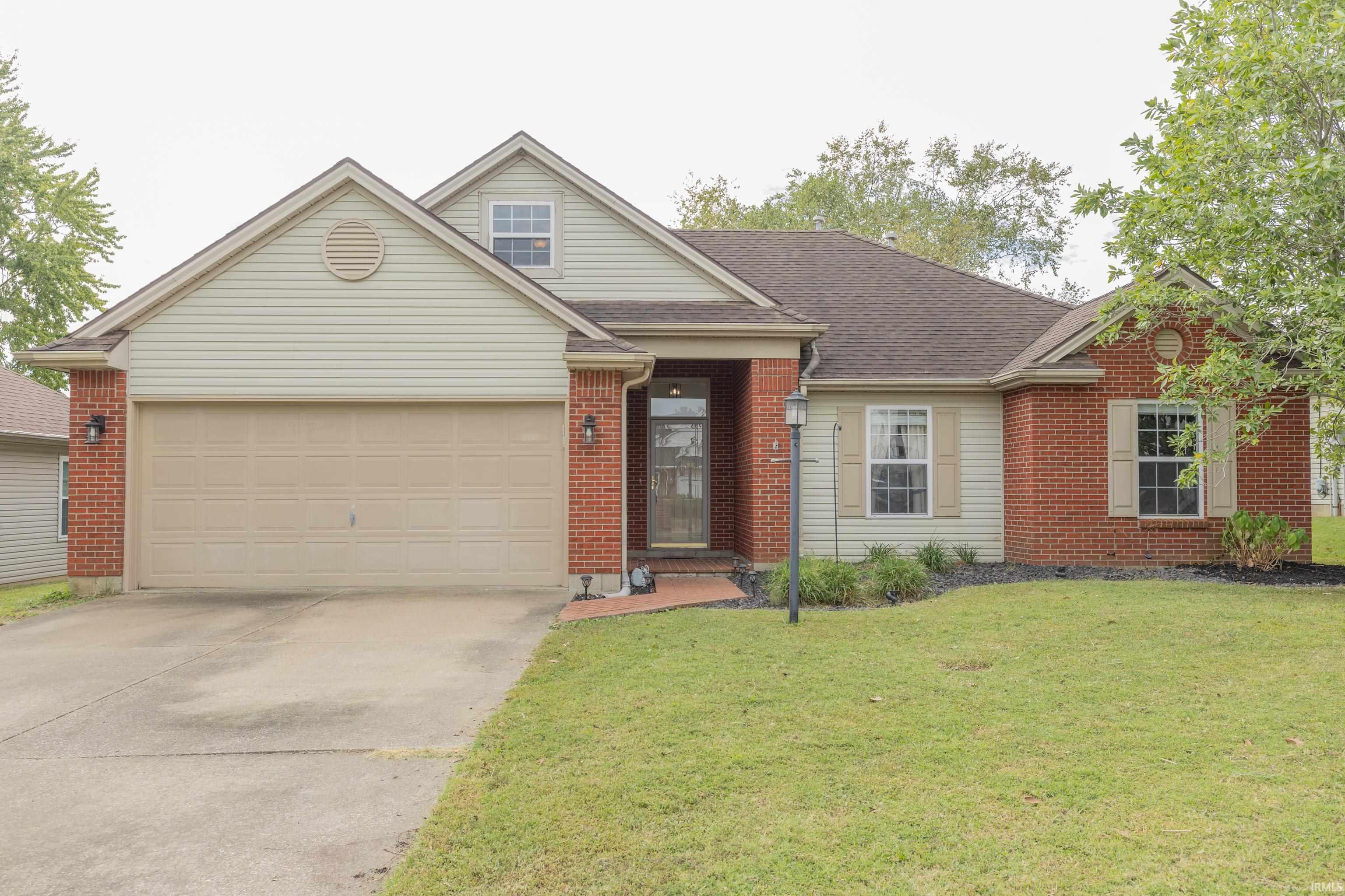 2811 Marcel Court Property Photo 1
