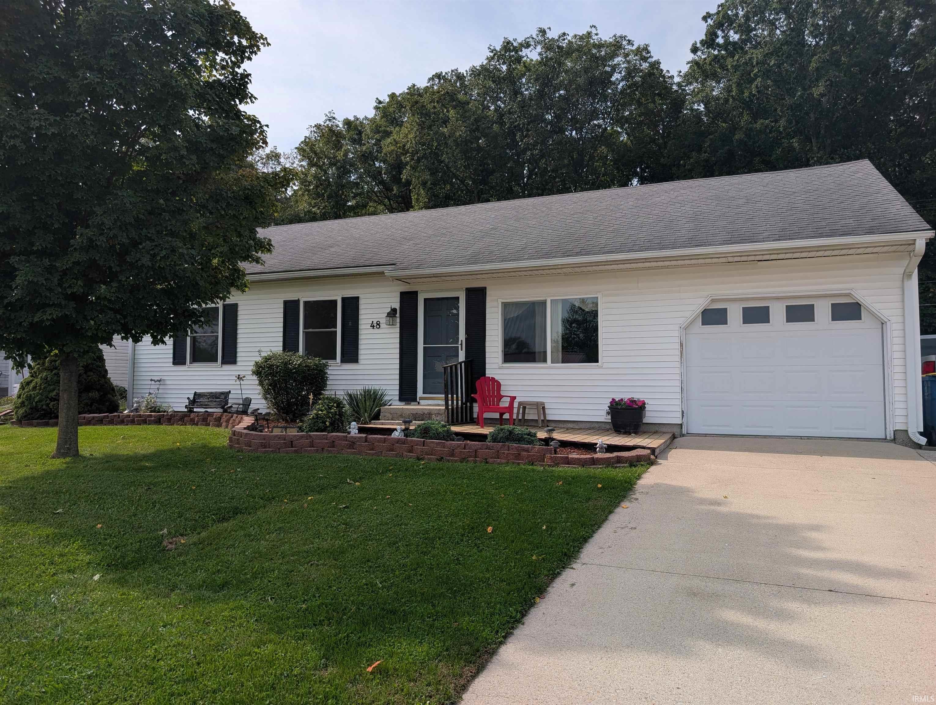 48 Sunset Drive Property Photo 1