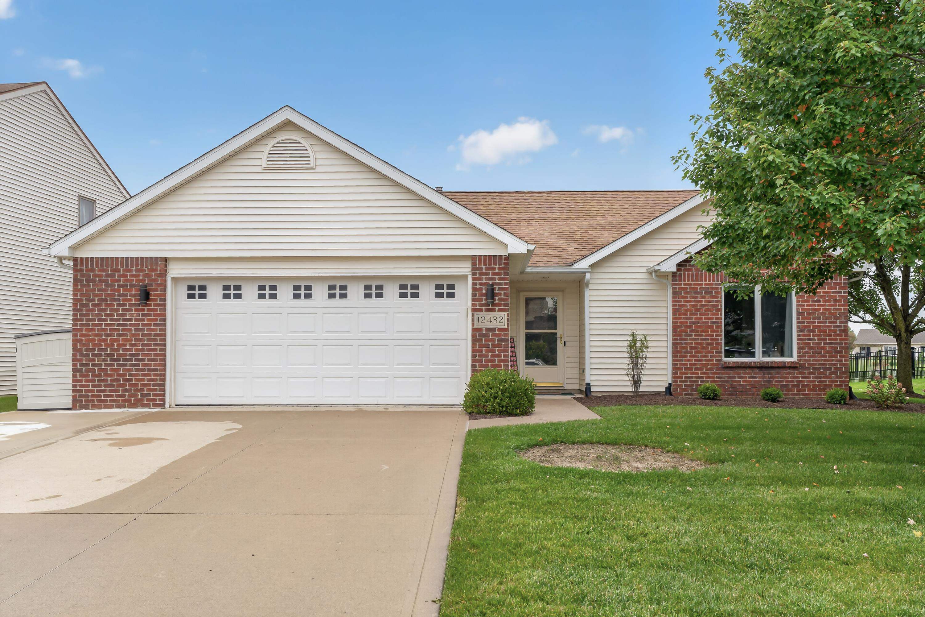 12432 Wandering Way Property Photo 1