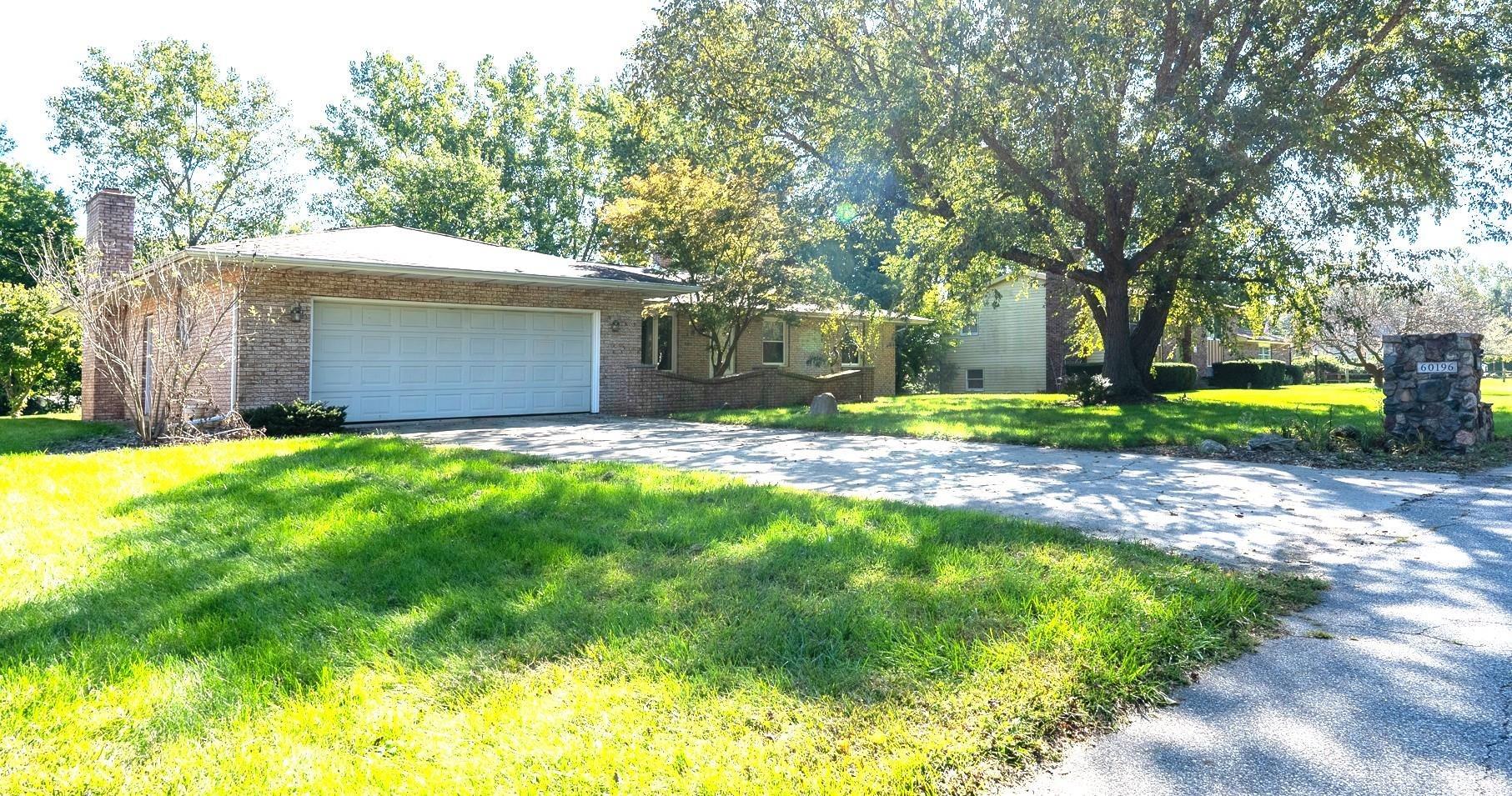 60196 Surrey Lane Property Photo 1