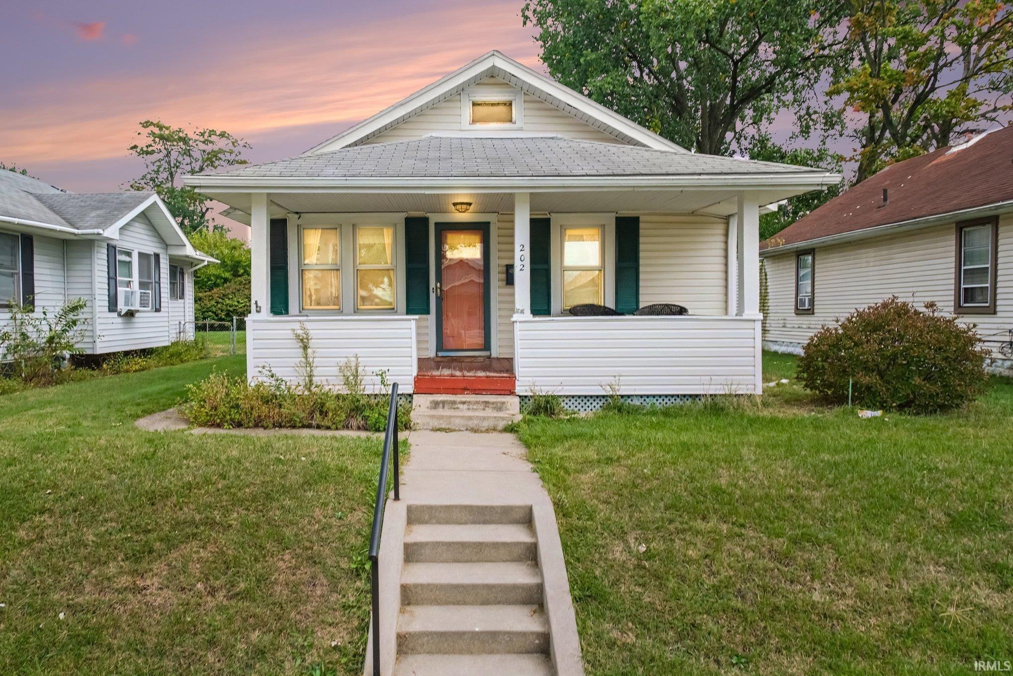 202 Strathmoor Avenue Property Photo 1