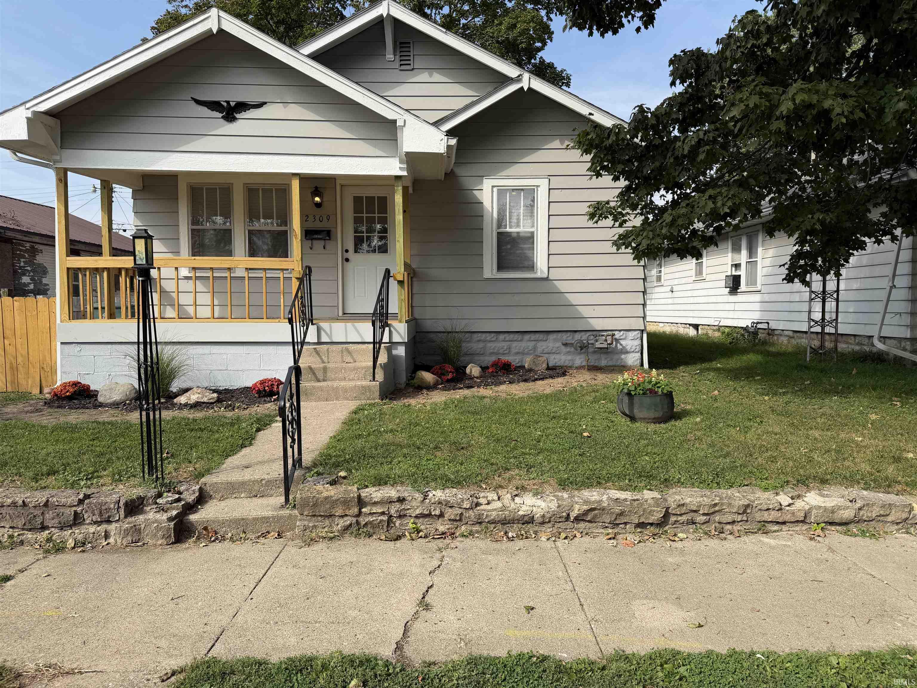 2309 S Mulberry Street Property Photo 1