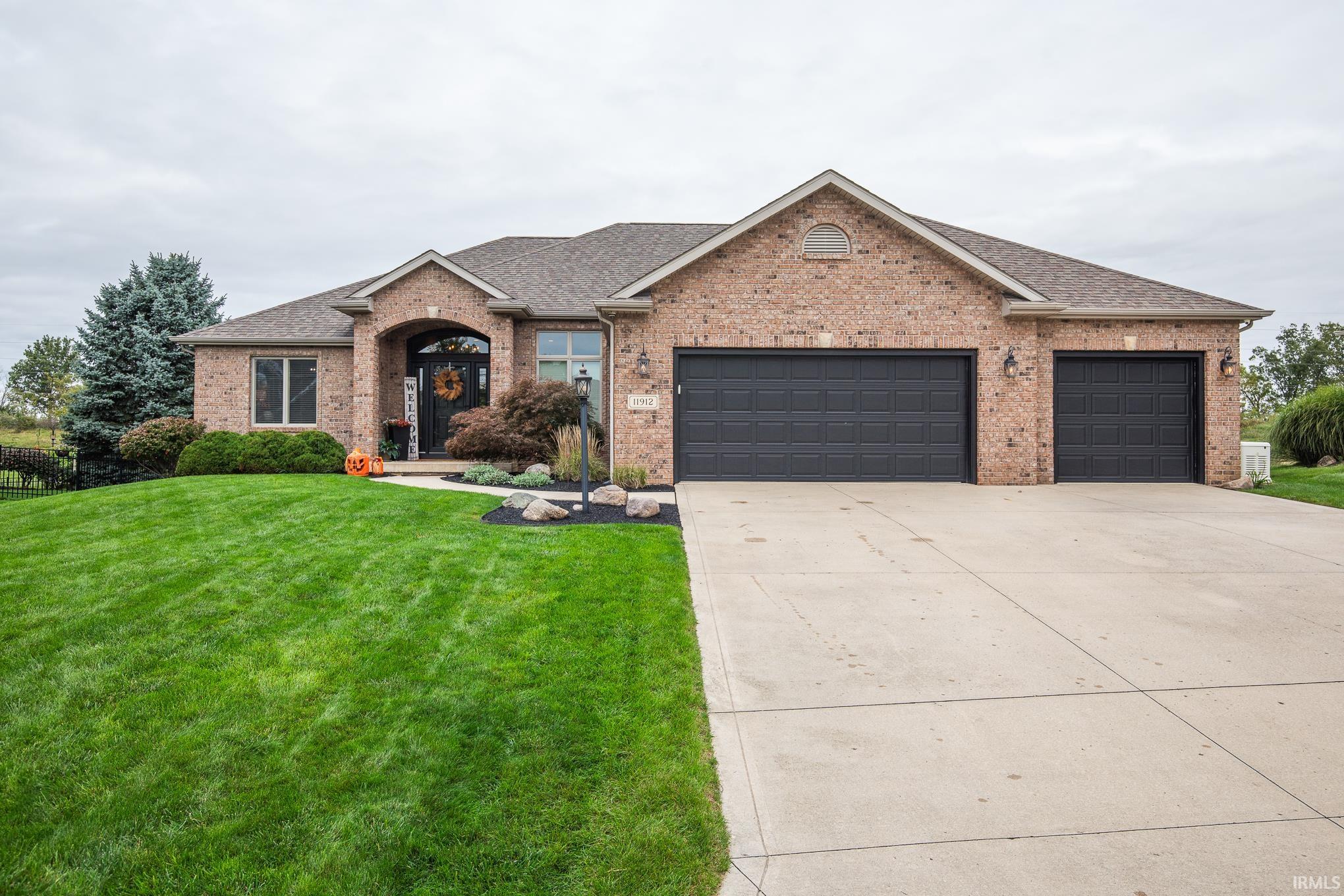 11912 Fairway Winds Court Property Photo 1