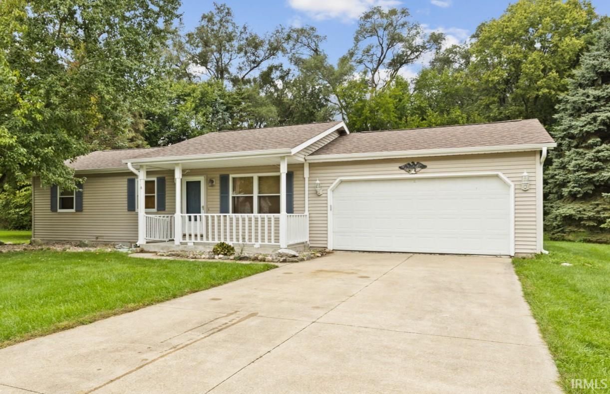 58915 Runway Road Property Photo 1