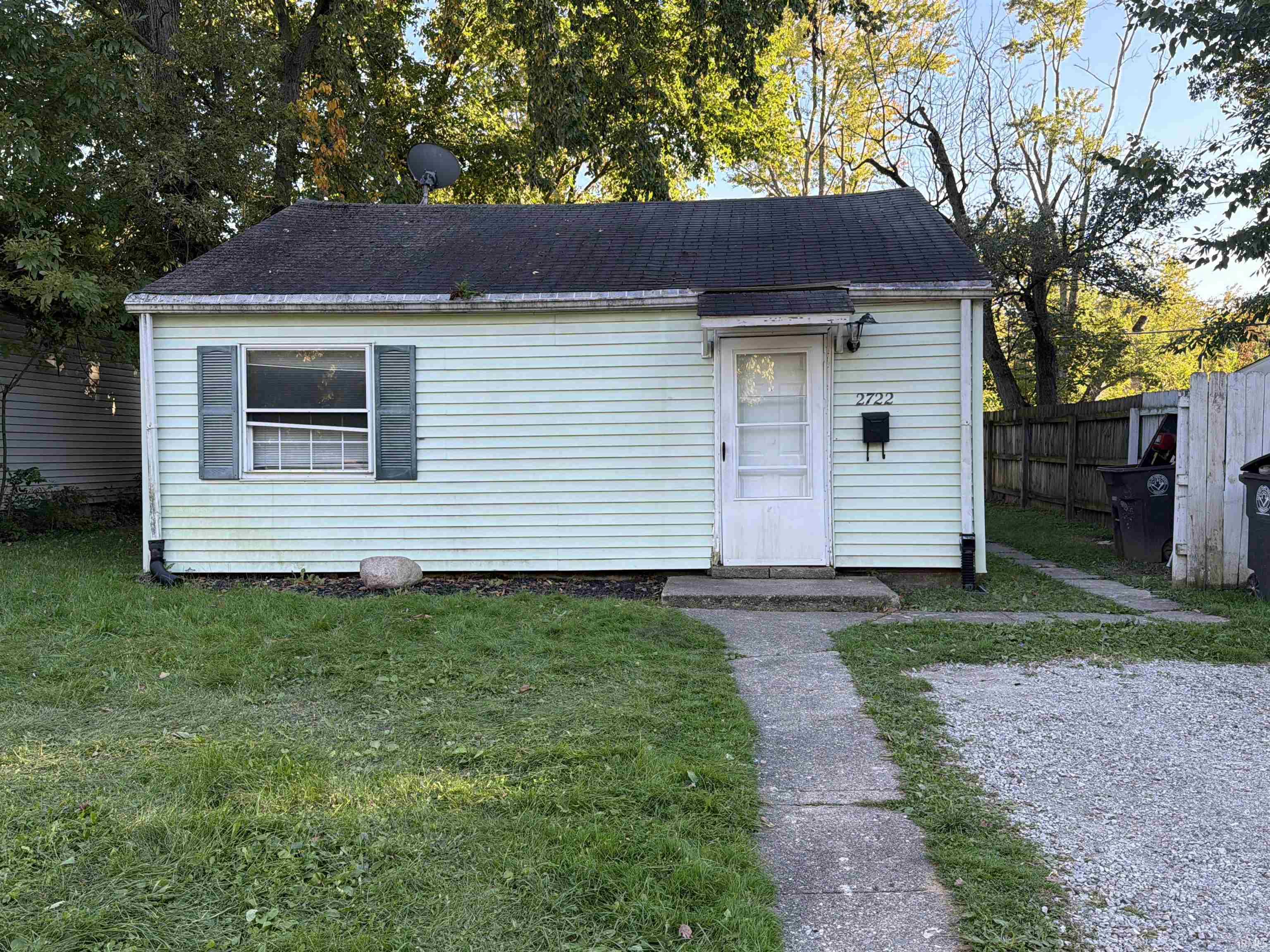 2722 Manford Street Property Photo 1