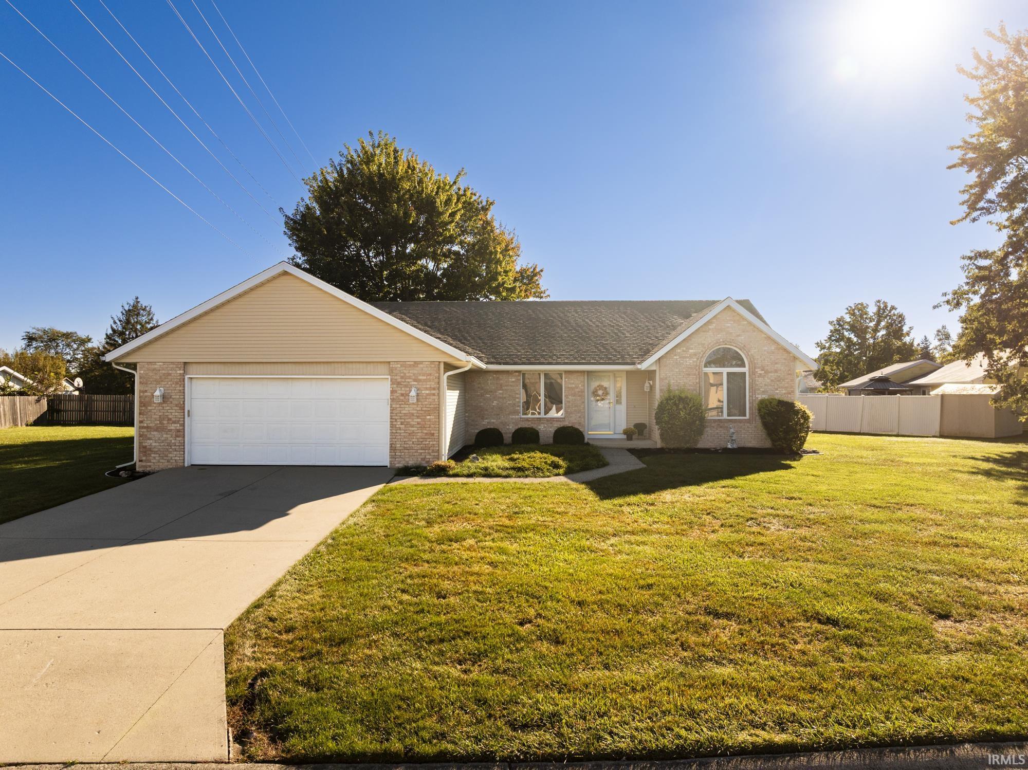 5414 N Vista View Drive Property Photo 1