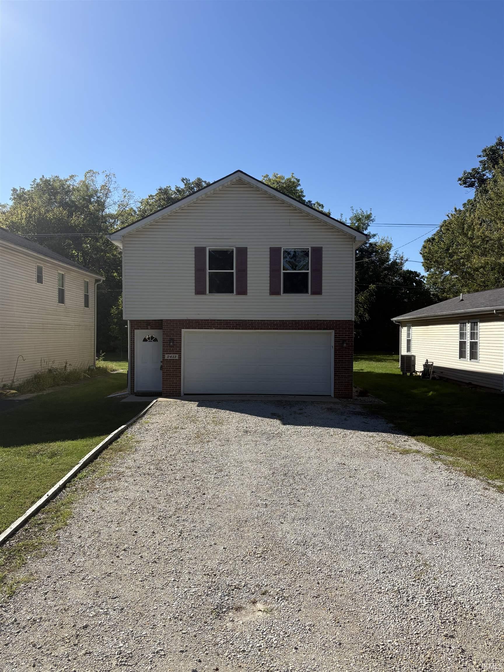 2413 N Buckles Street Property Photo 1