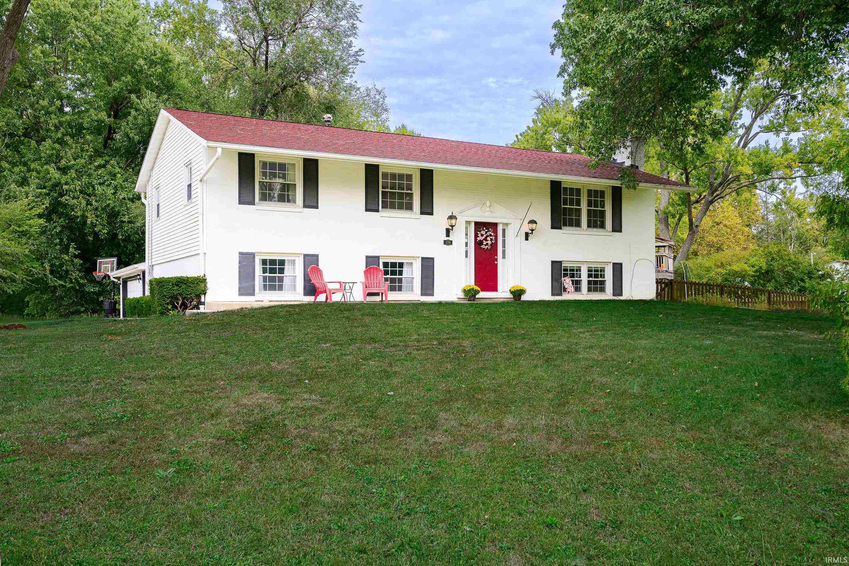 119 S Glenwood Avenue Property Photo 1