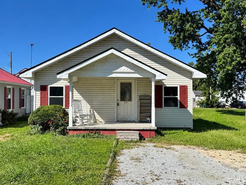 2221 S 19th Street Property Photo 1