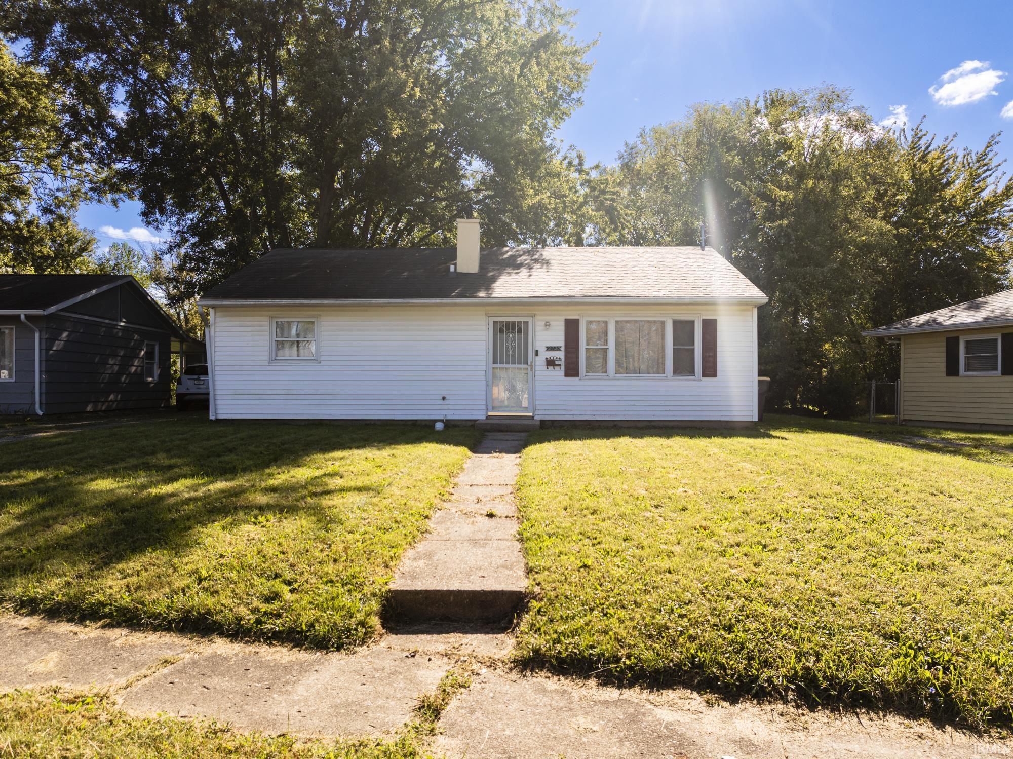 2720 Seminole Court Property Photo 1