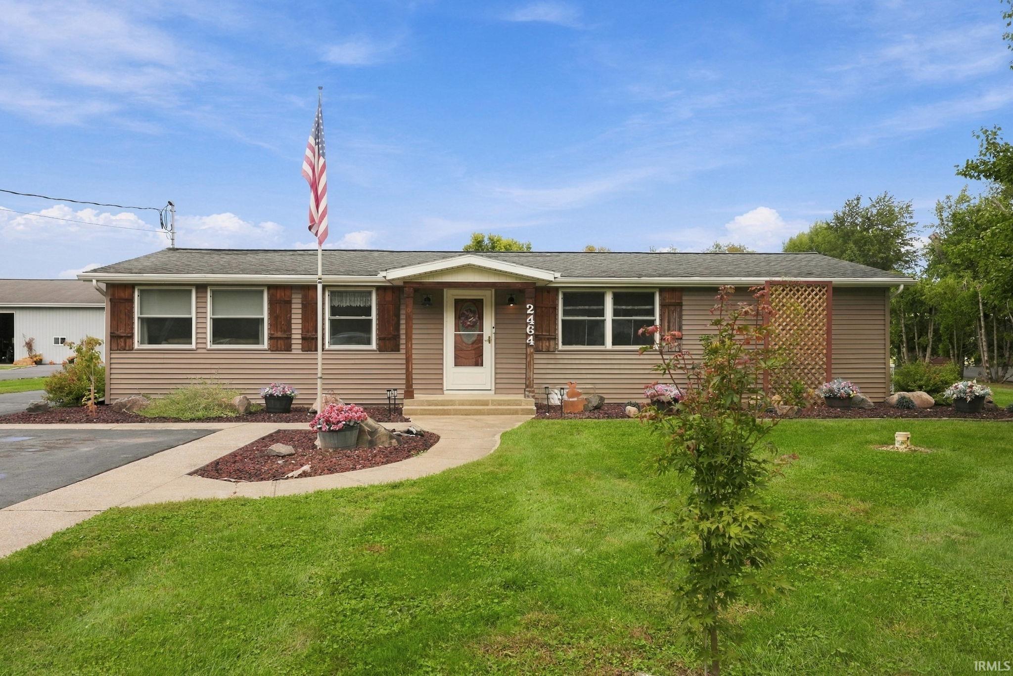 2464 E 225 S Road Property Photo 1