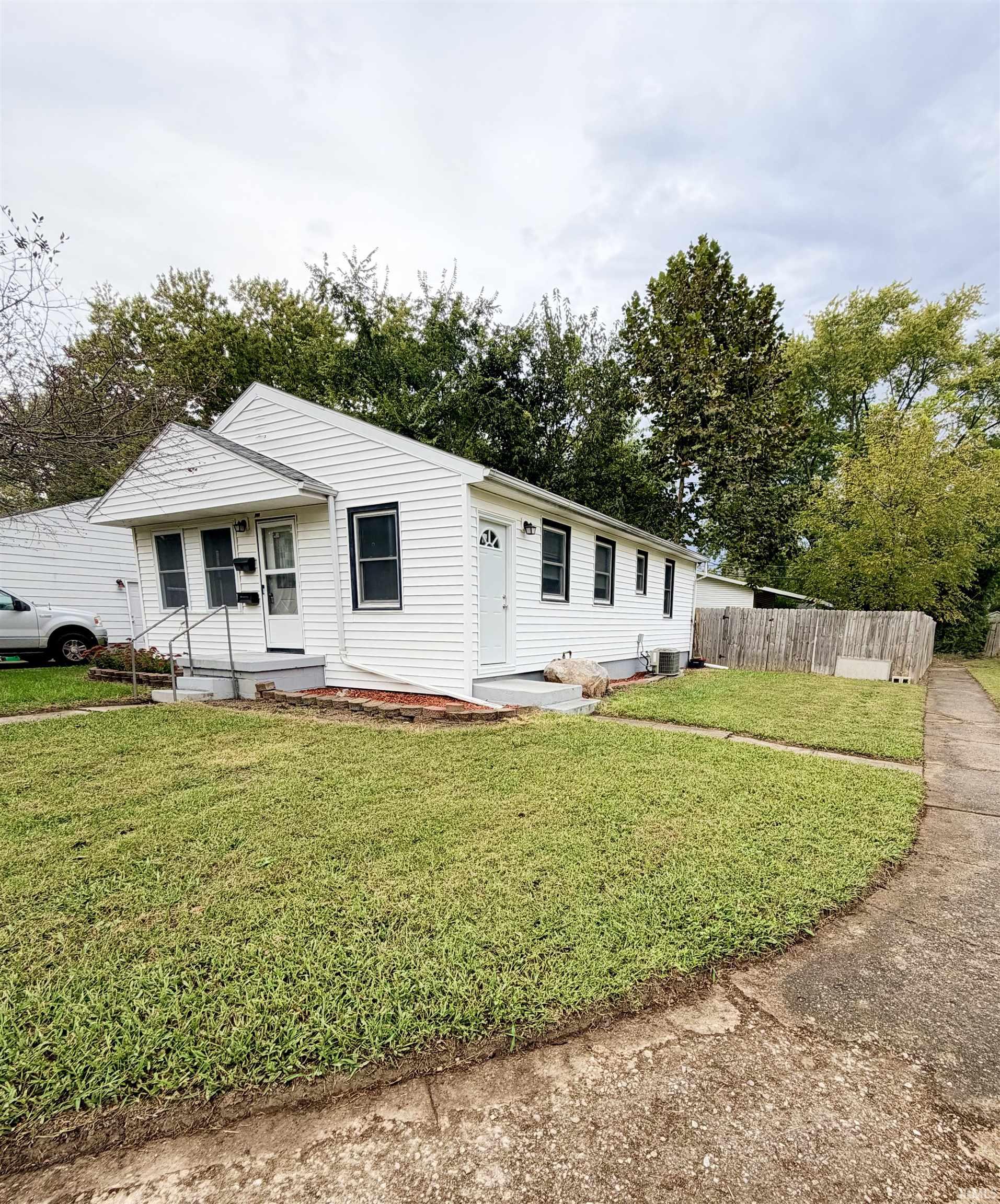 44 Vernon Lane Property Photo 1