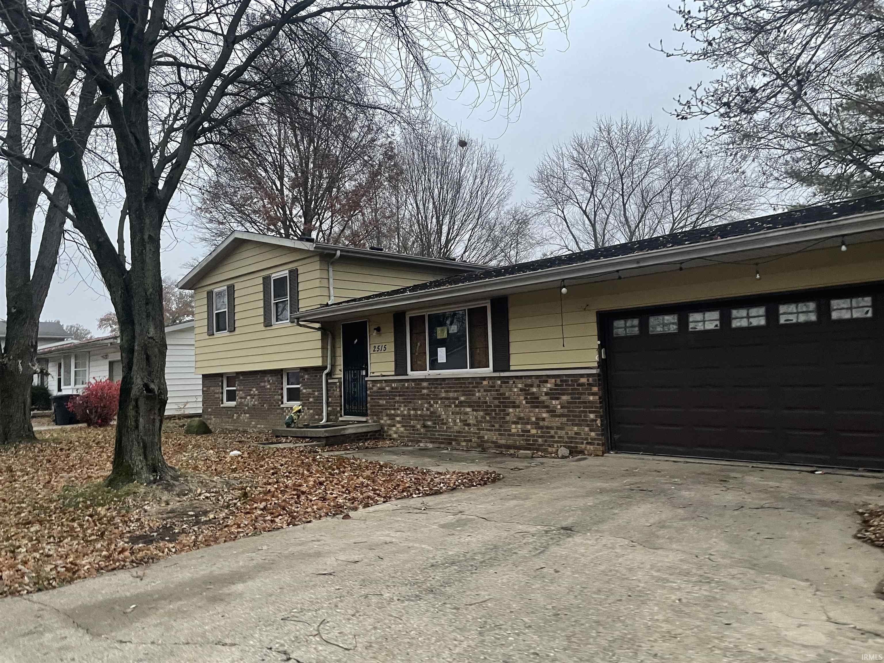 2515 Eckman Drive Property Photo 1