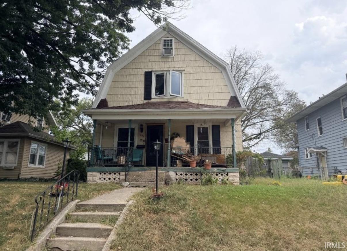 1032 E 3rd Street Property Photo 1