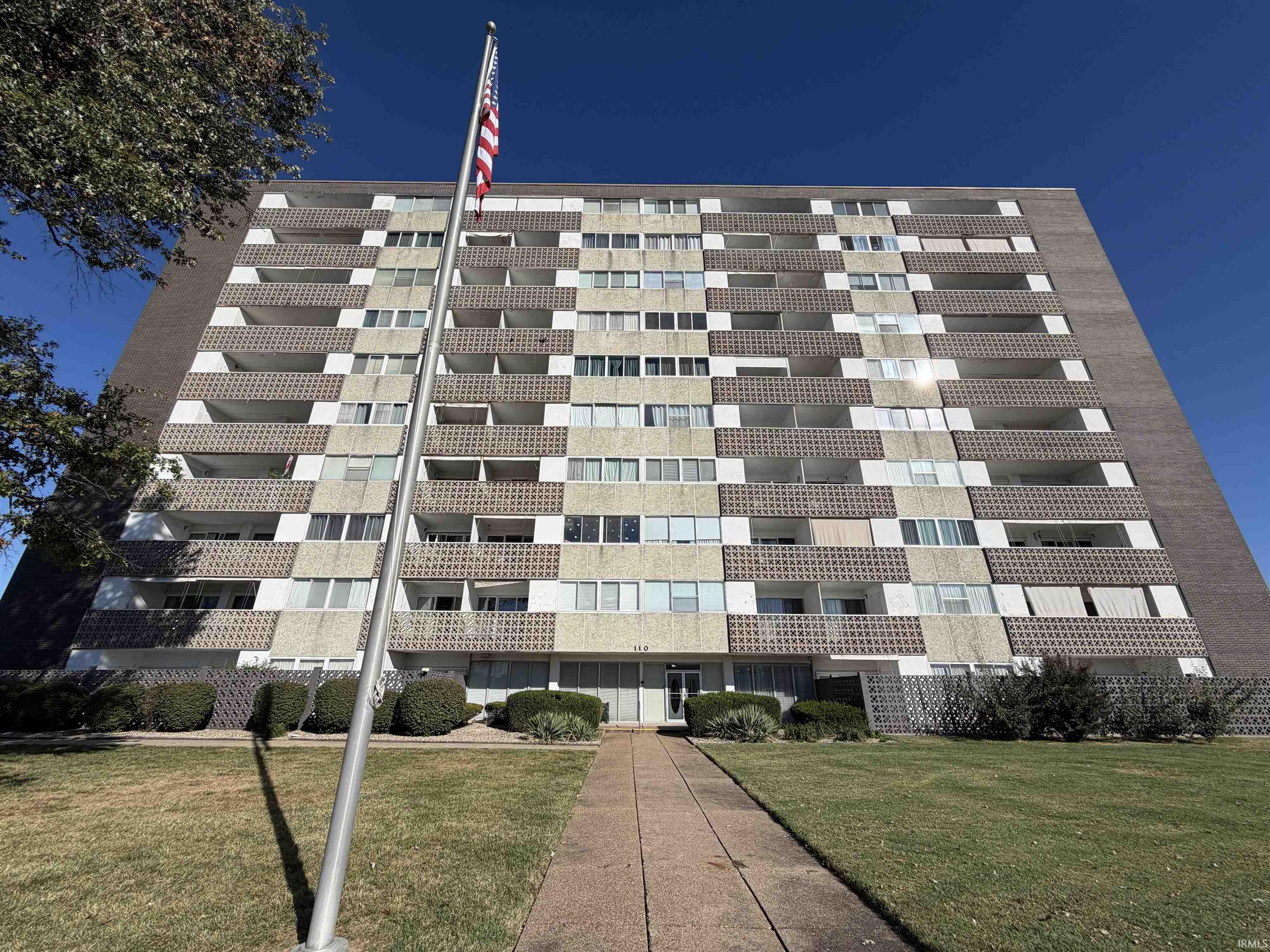 1100 Erie Avenue Property Photo 1