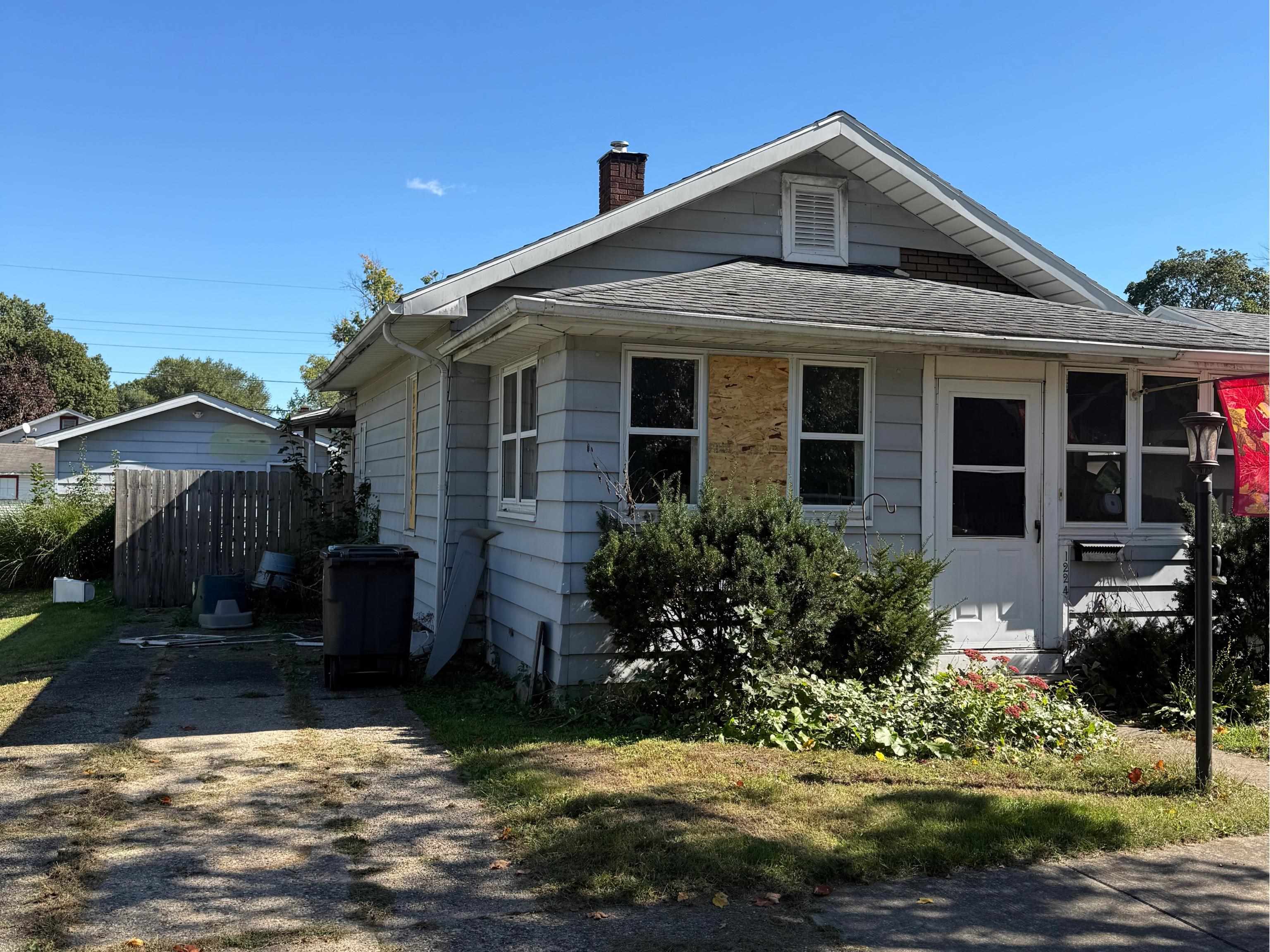 1224 Canton Street Property Photo 1