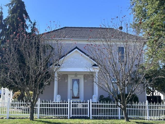 209 S Logan Street Property Photo 1