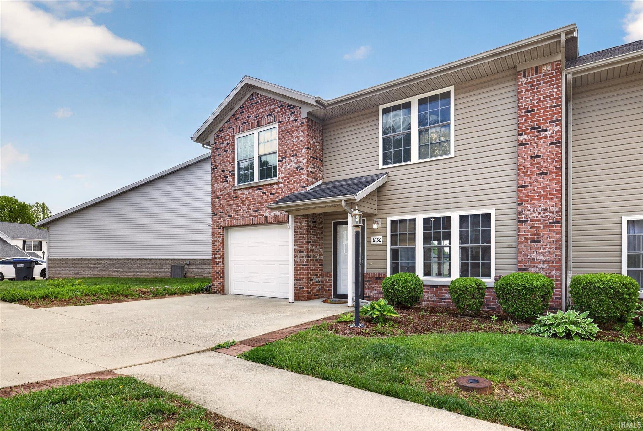3850 S Cramer Circle Property Photo 1