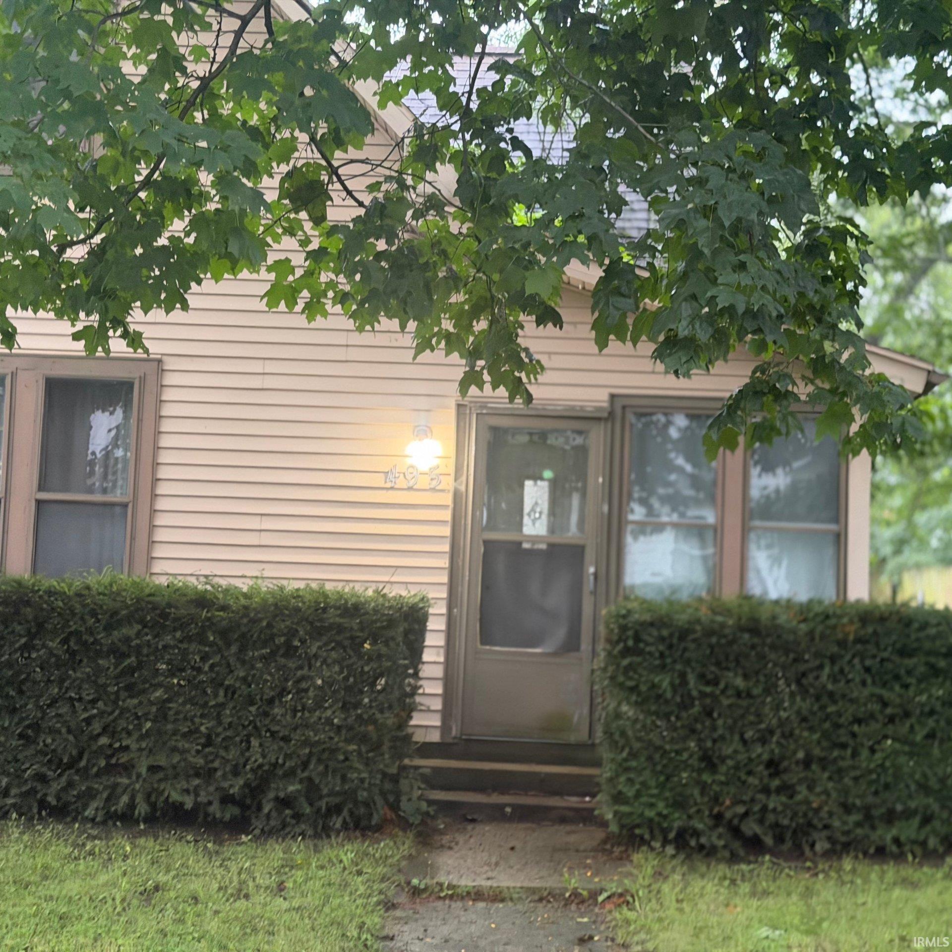 495 N Allen Street Property Photo 1