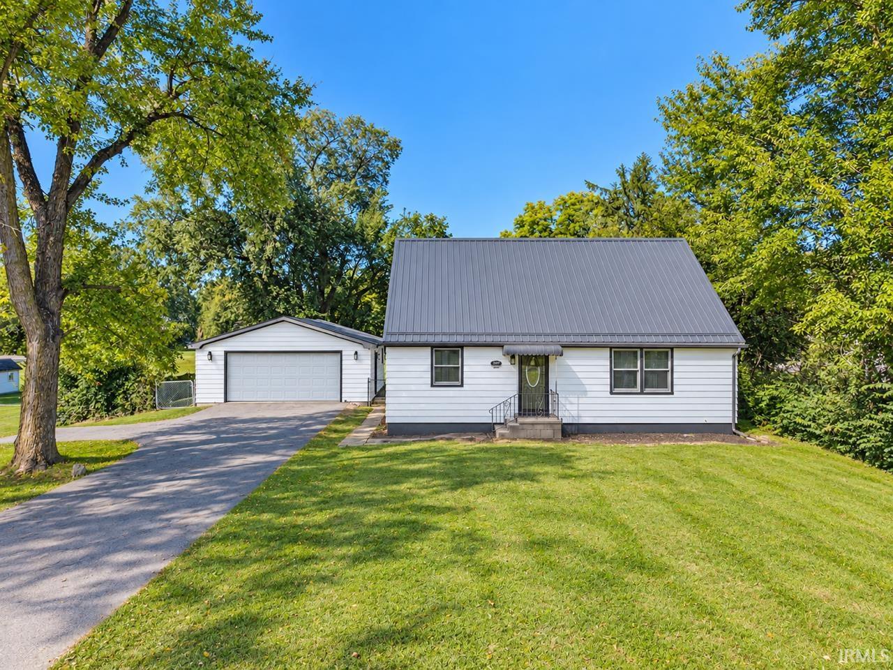 3560 Sandpoint Road Property Photo 1